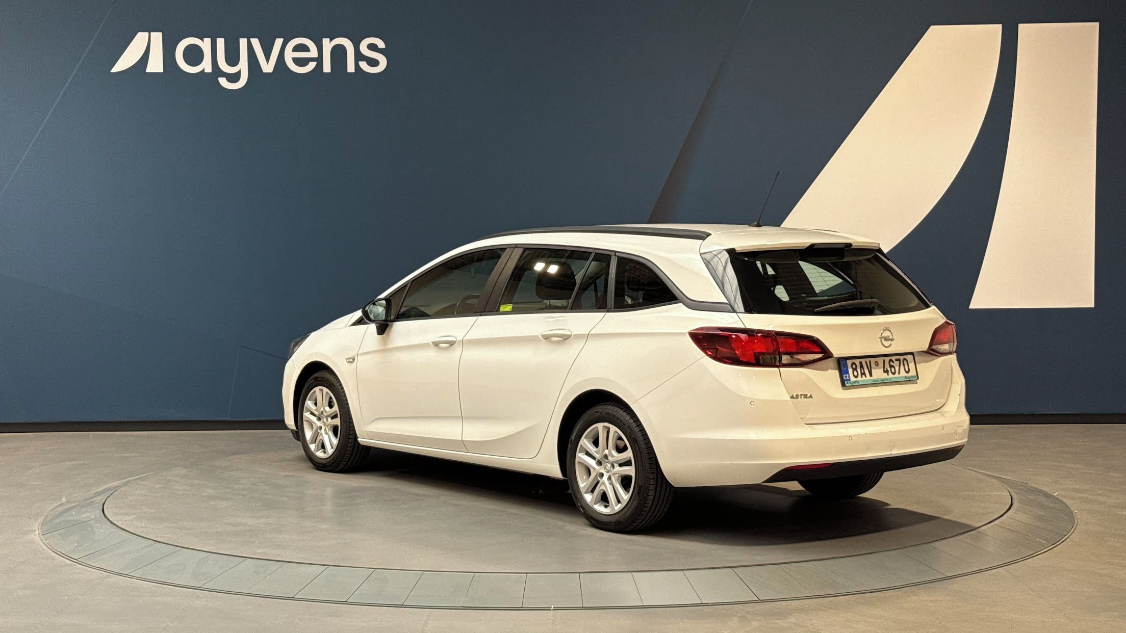 Opel Astra, 1.5 CDTi 90kW Edition ST S/S - fotka 3