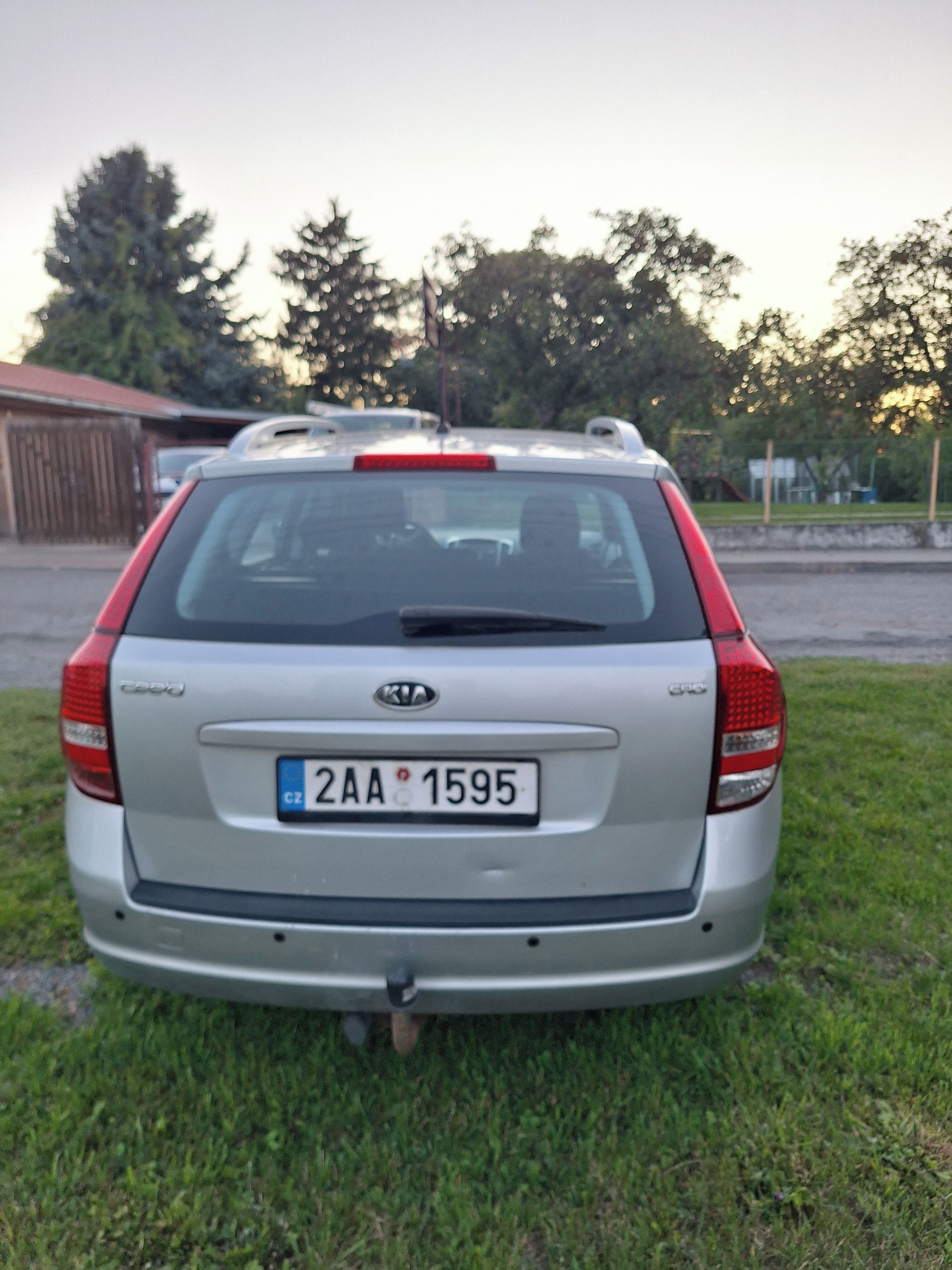 Kia Cee´d, nafta, spolehlivý - fotka 4