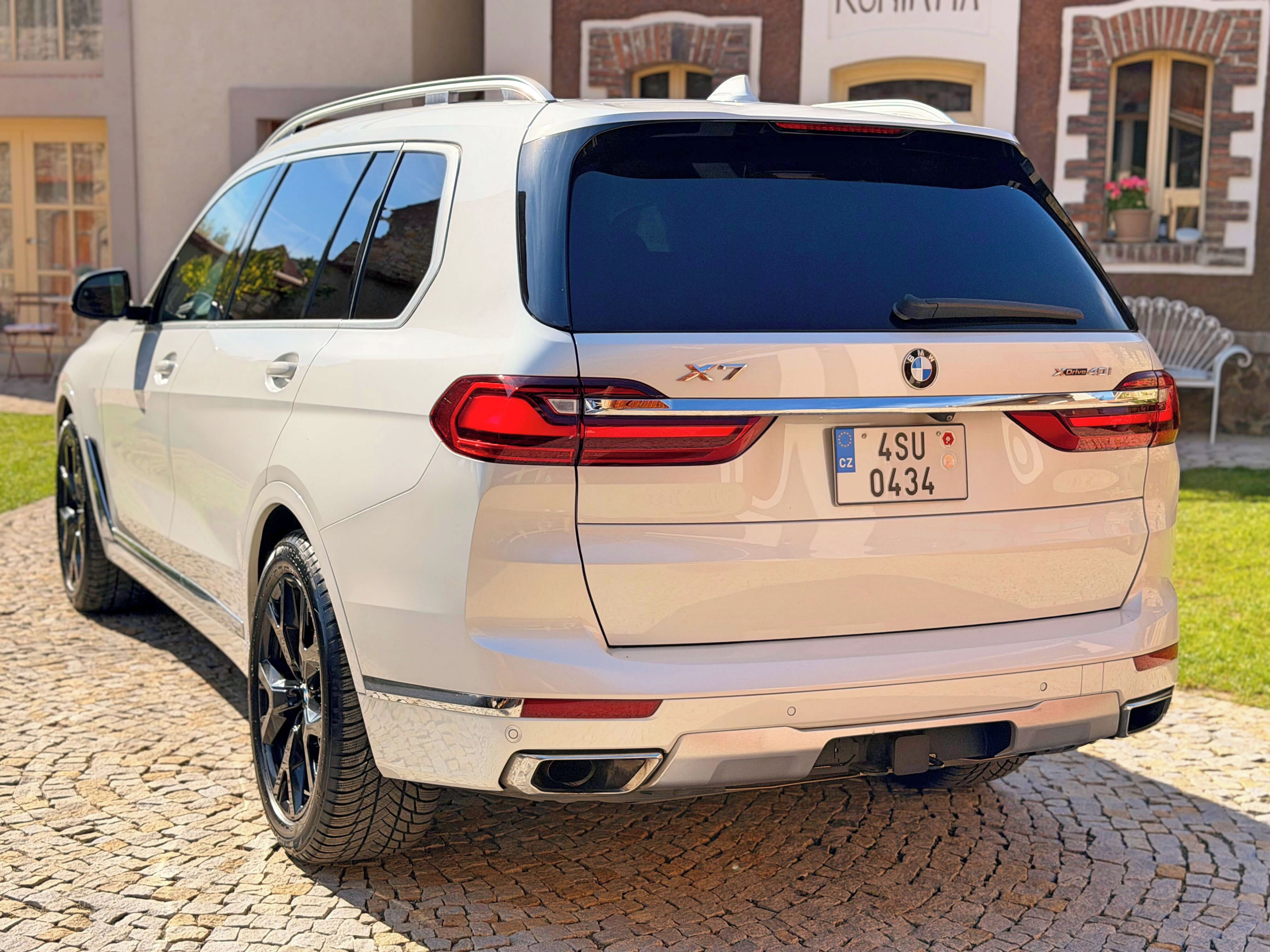 BMW X7, xDrive40i - fotka 4