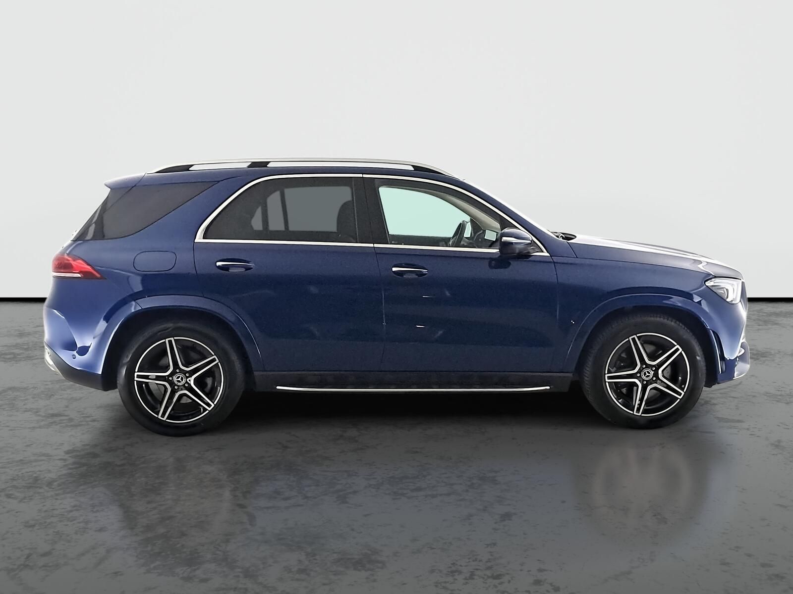 Mercedes-Benz GLE, 400 d, AMG line - fotka 6