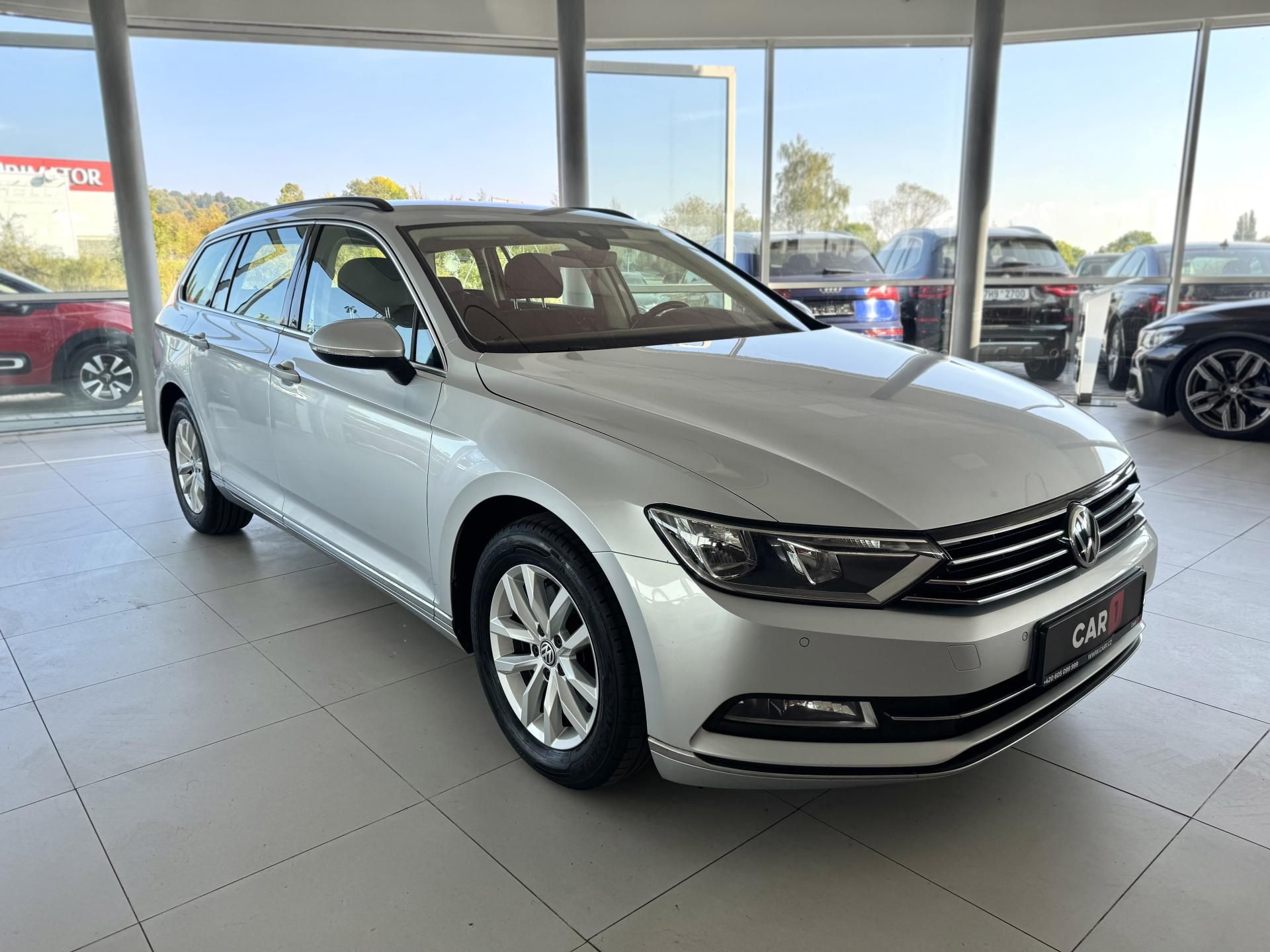 Volkswagen Passat, 2,0TDI DSG 140kW*Masáž*Kam*Taž - fotka 4