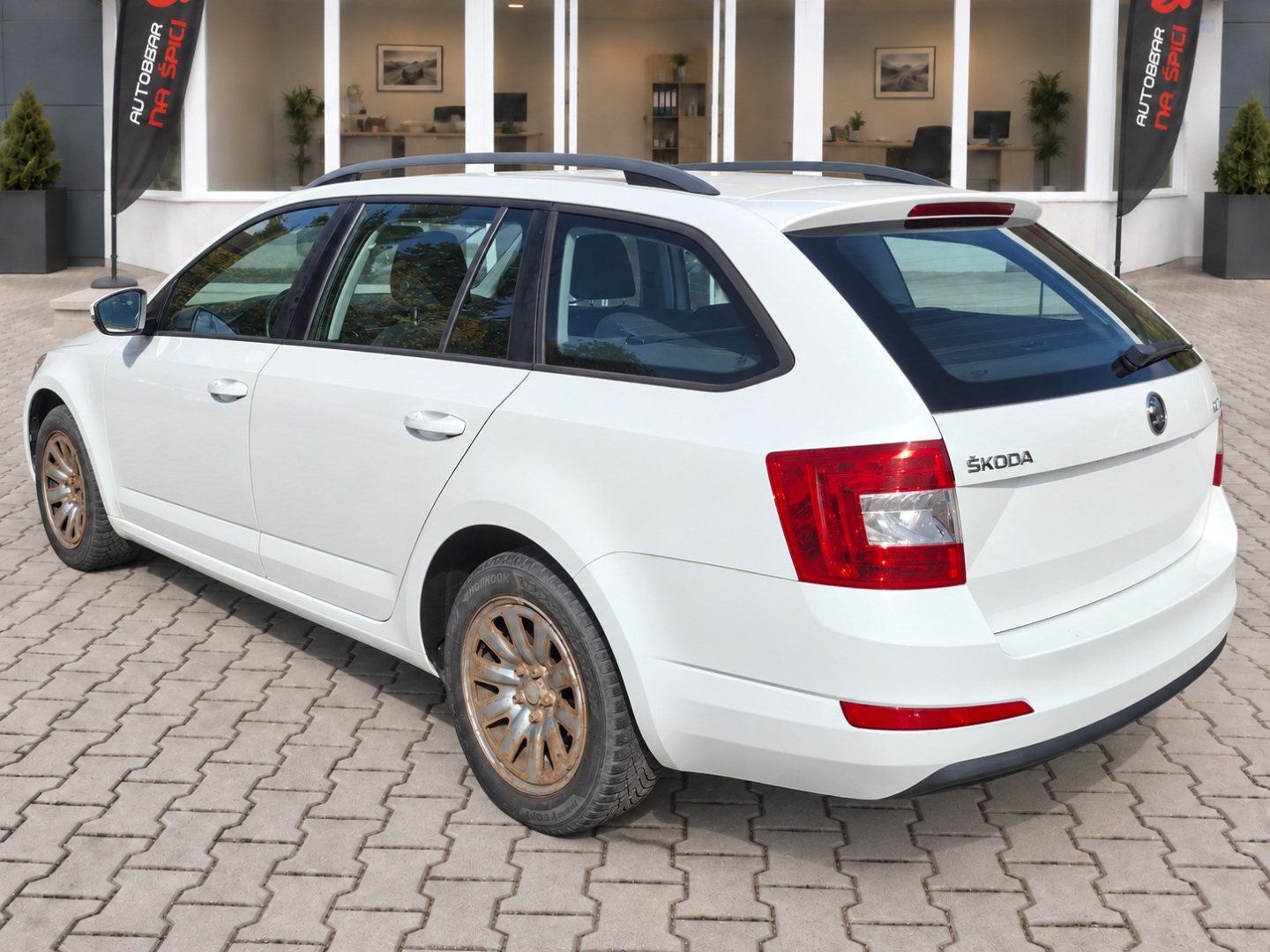 Škoda Octavia, 1.6TDI 81kW -1.MAJITEL-DPH - fotka 5