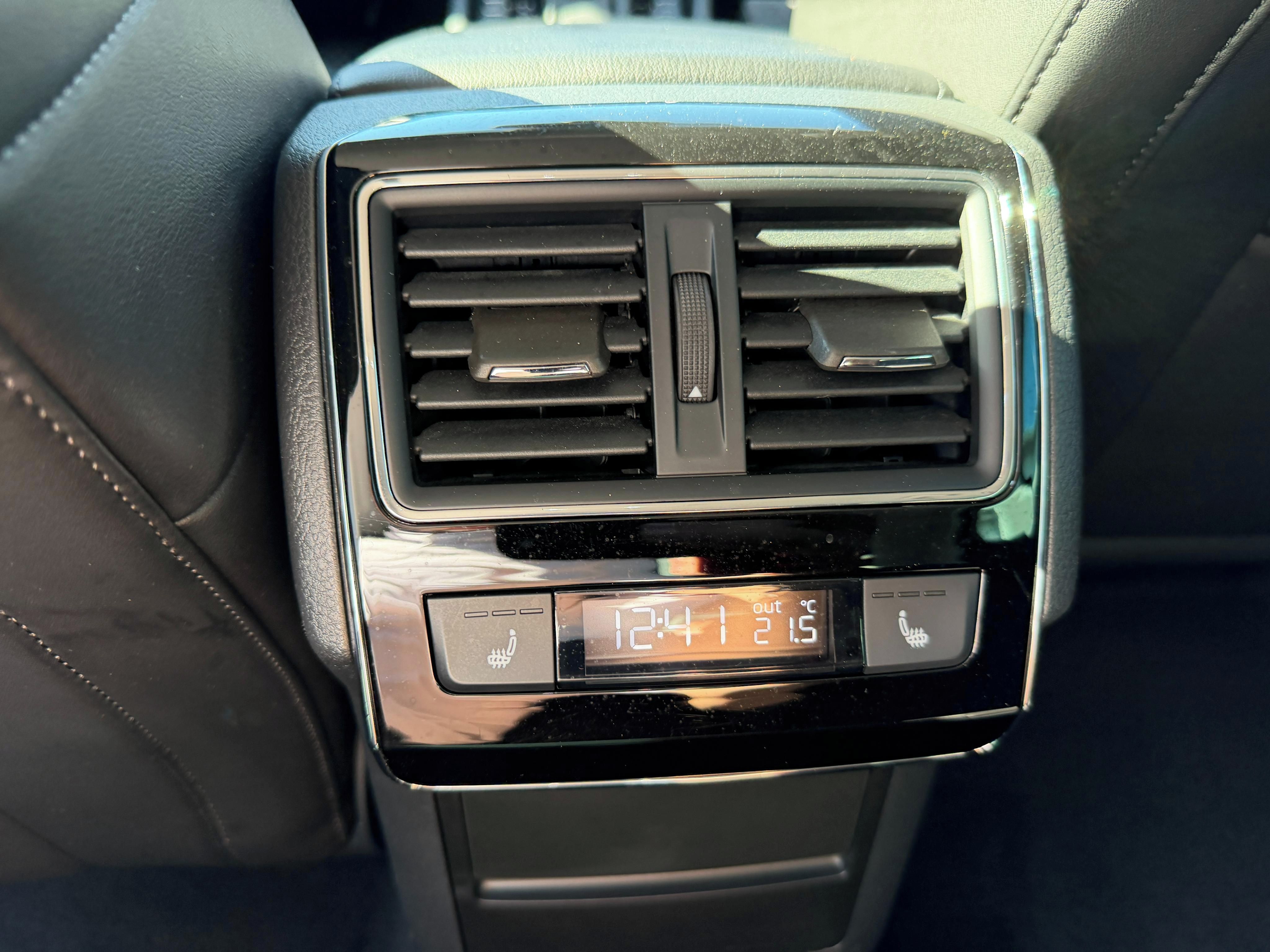 Škoda Superb, 2.0 TSI 206 Kw - fotka 6