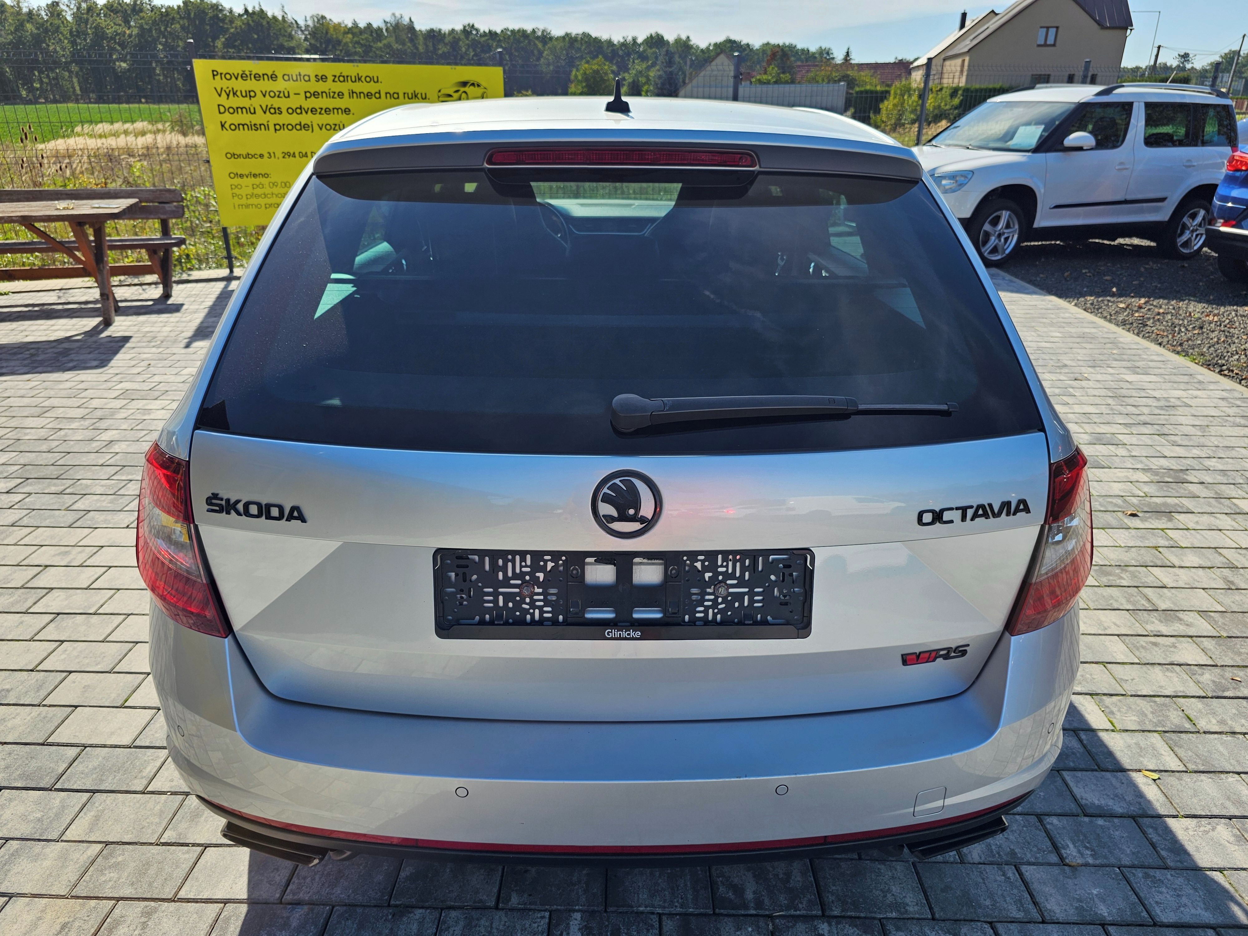 Škoda Octavia, 2.0 TSI 180kw, Servis Škoda - fotka 6