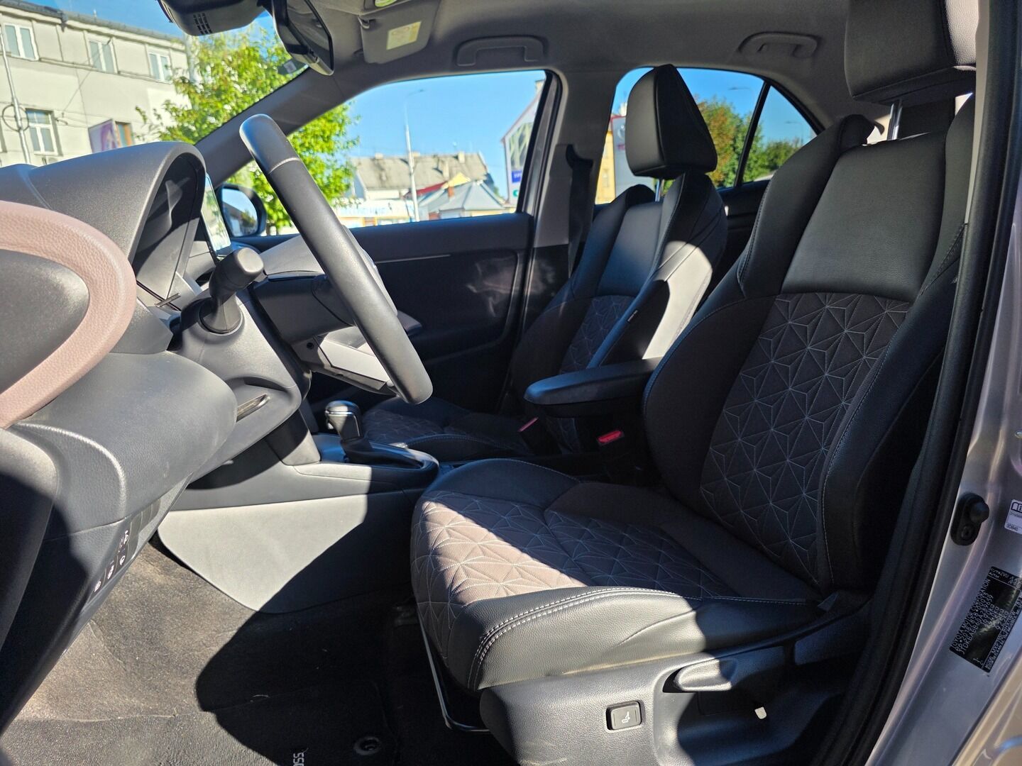 Toyota Yaris Cross, 1.5 Executive 1.majitel - fotka 5
