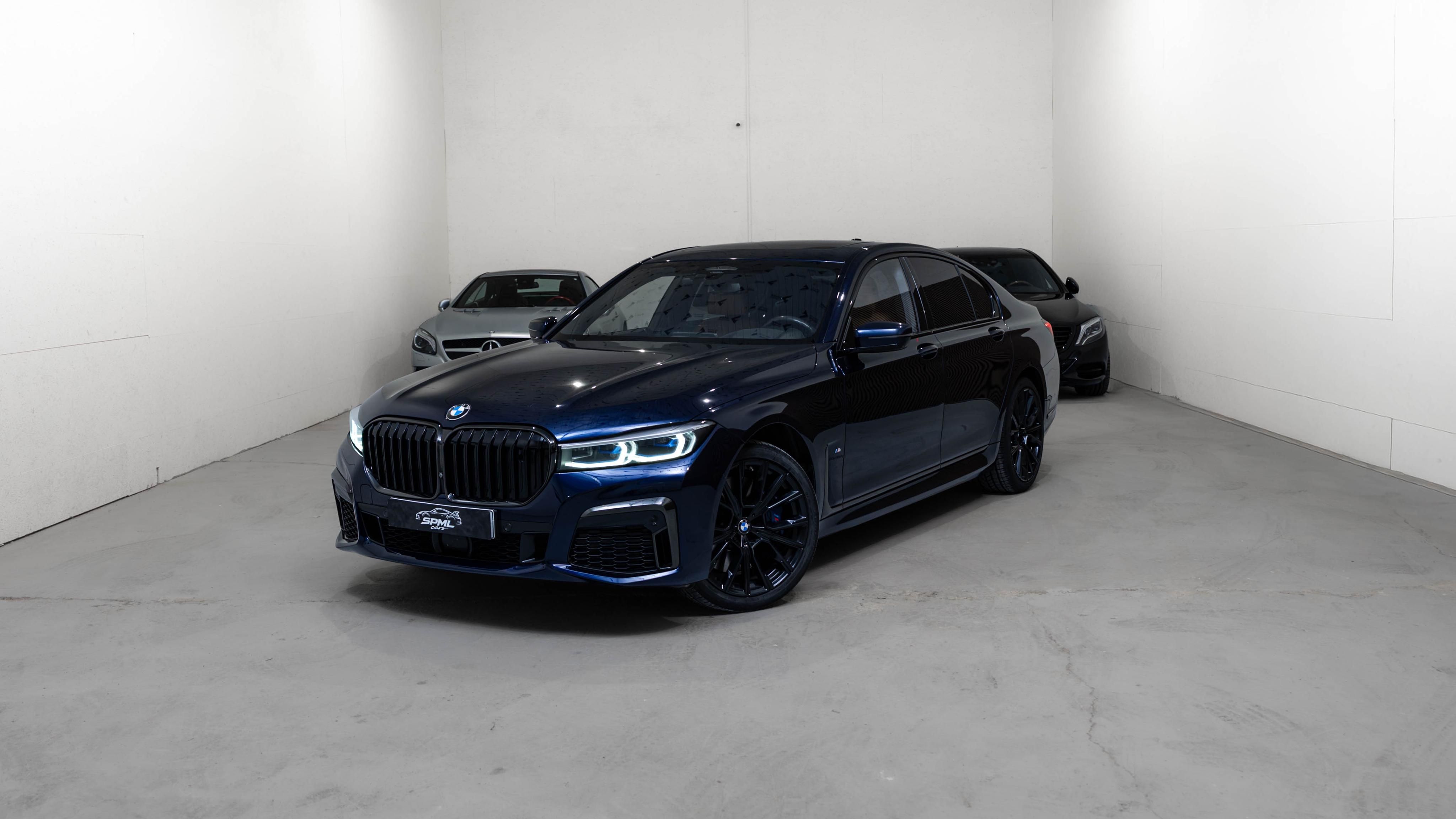 BMW Řada 7, 750i, XDrive