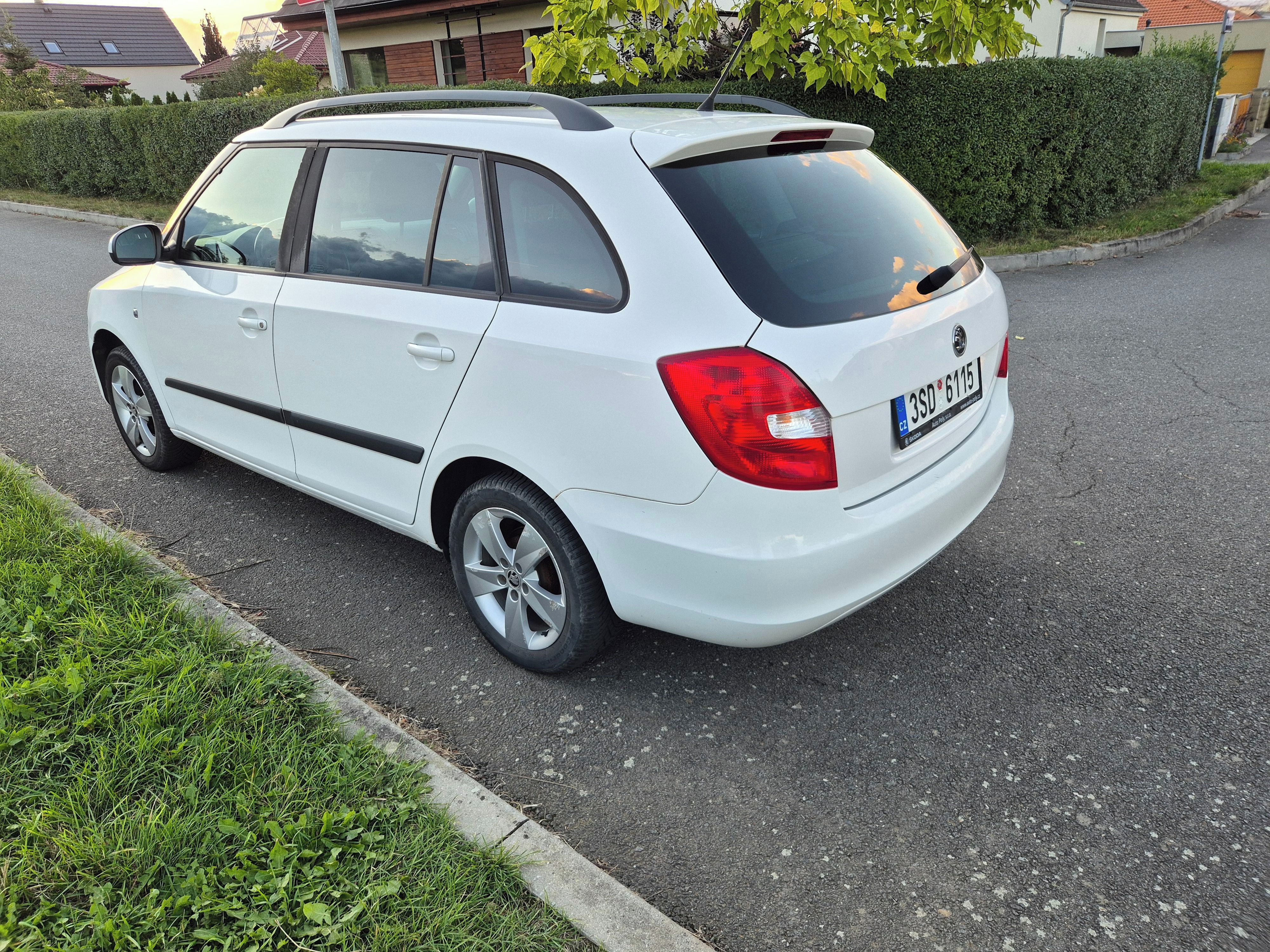 Škoda Fabia - fotka 5
