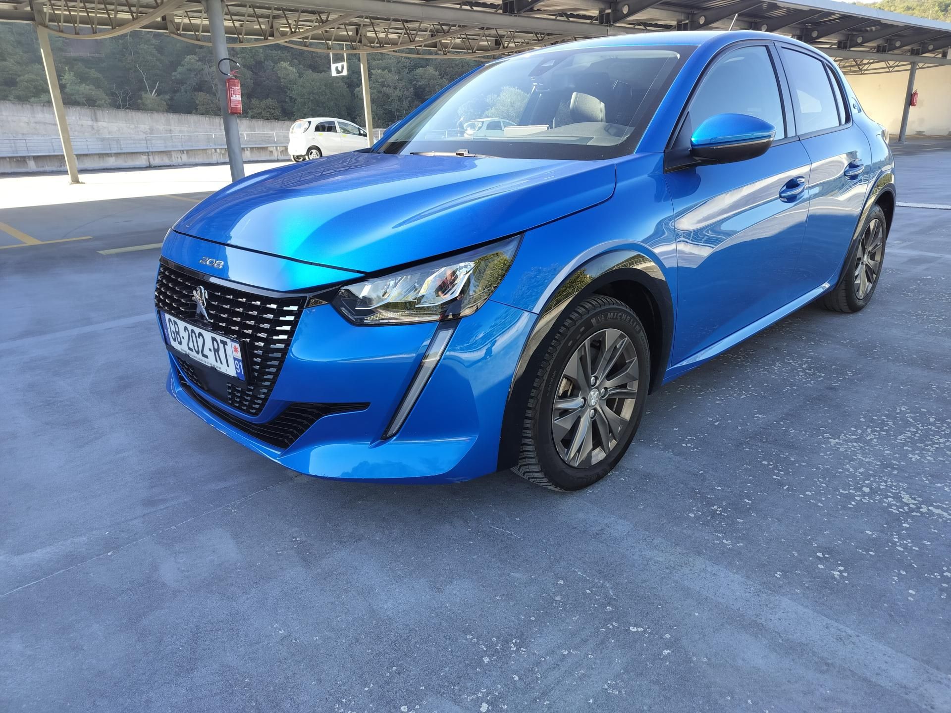 Peugeot 208, e, navigace - fotka 4