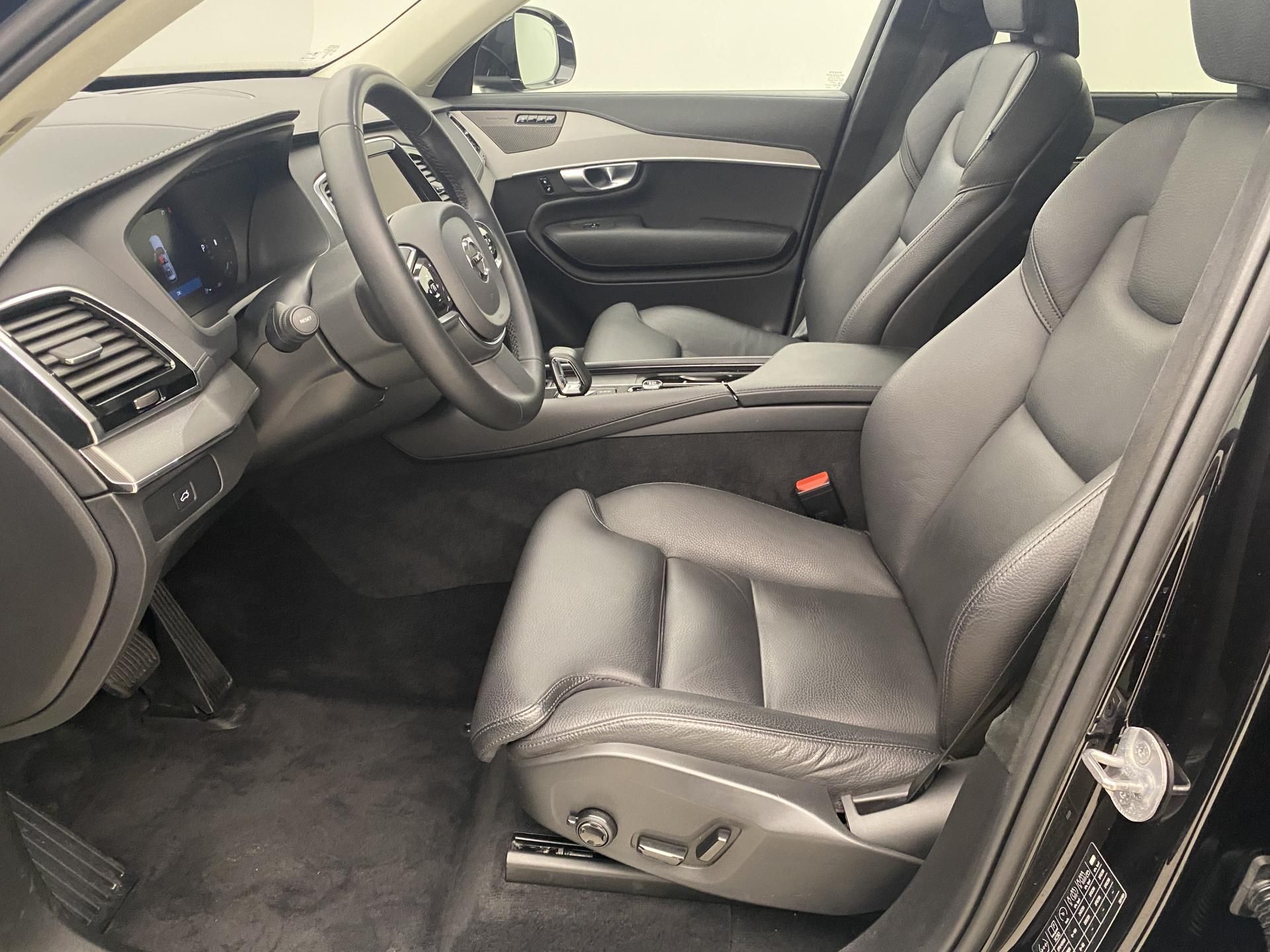Volvo XC90, B5 AWD BRIGHT ULTIMATE AUT 7m - fotka 3