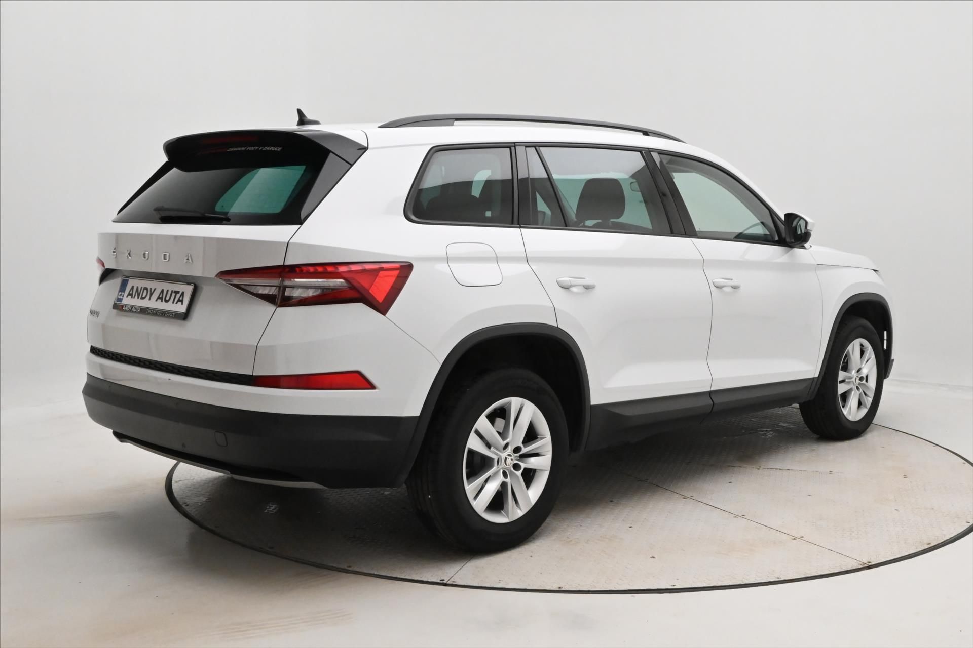 Škoda Kodiaq, 2,0 TDI 110kW DSG Navi Záruka - fotka 5