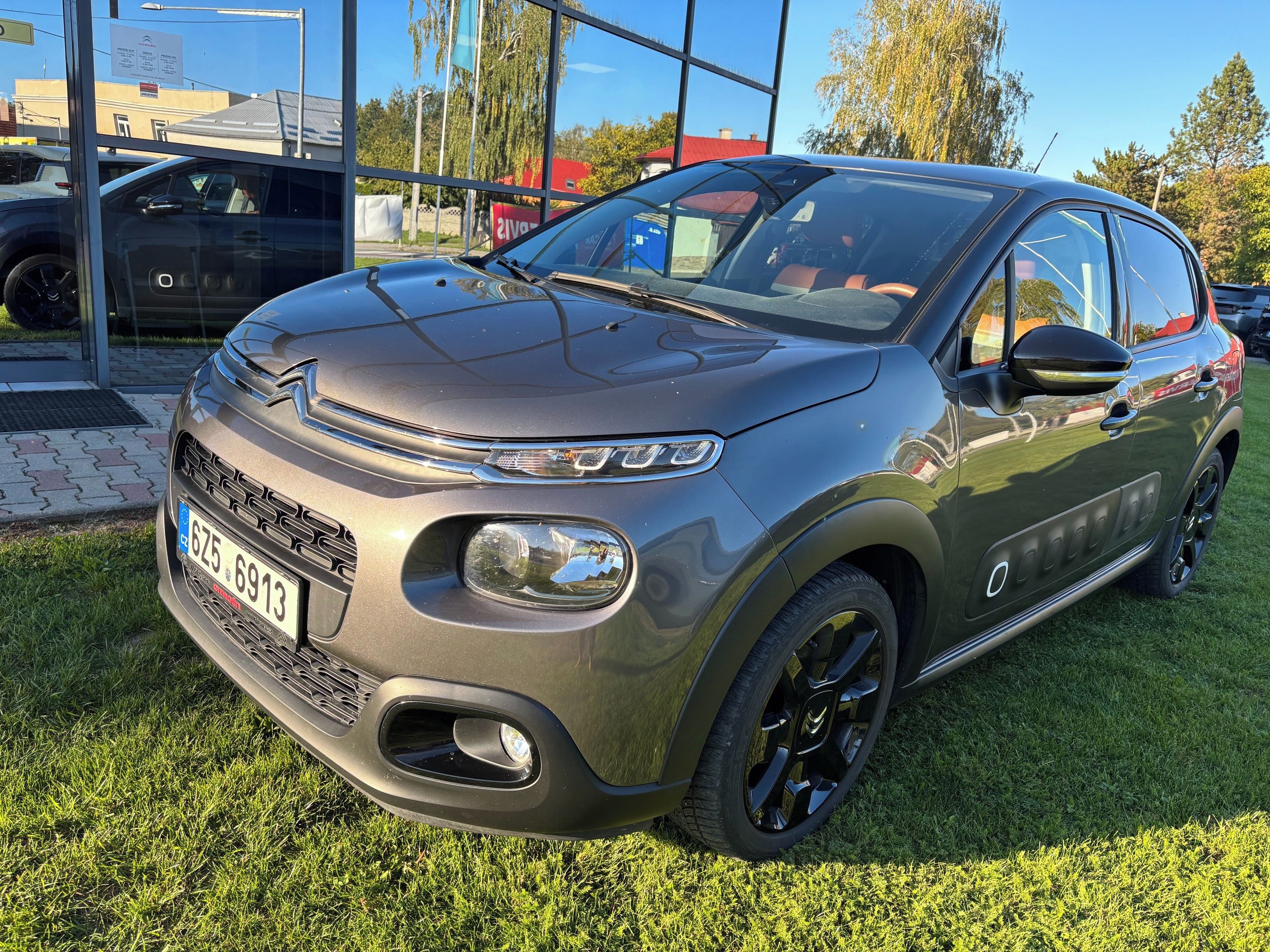 Citroën C3, 1.2 PT110 SHINE 81kW - fotka 2