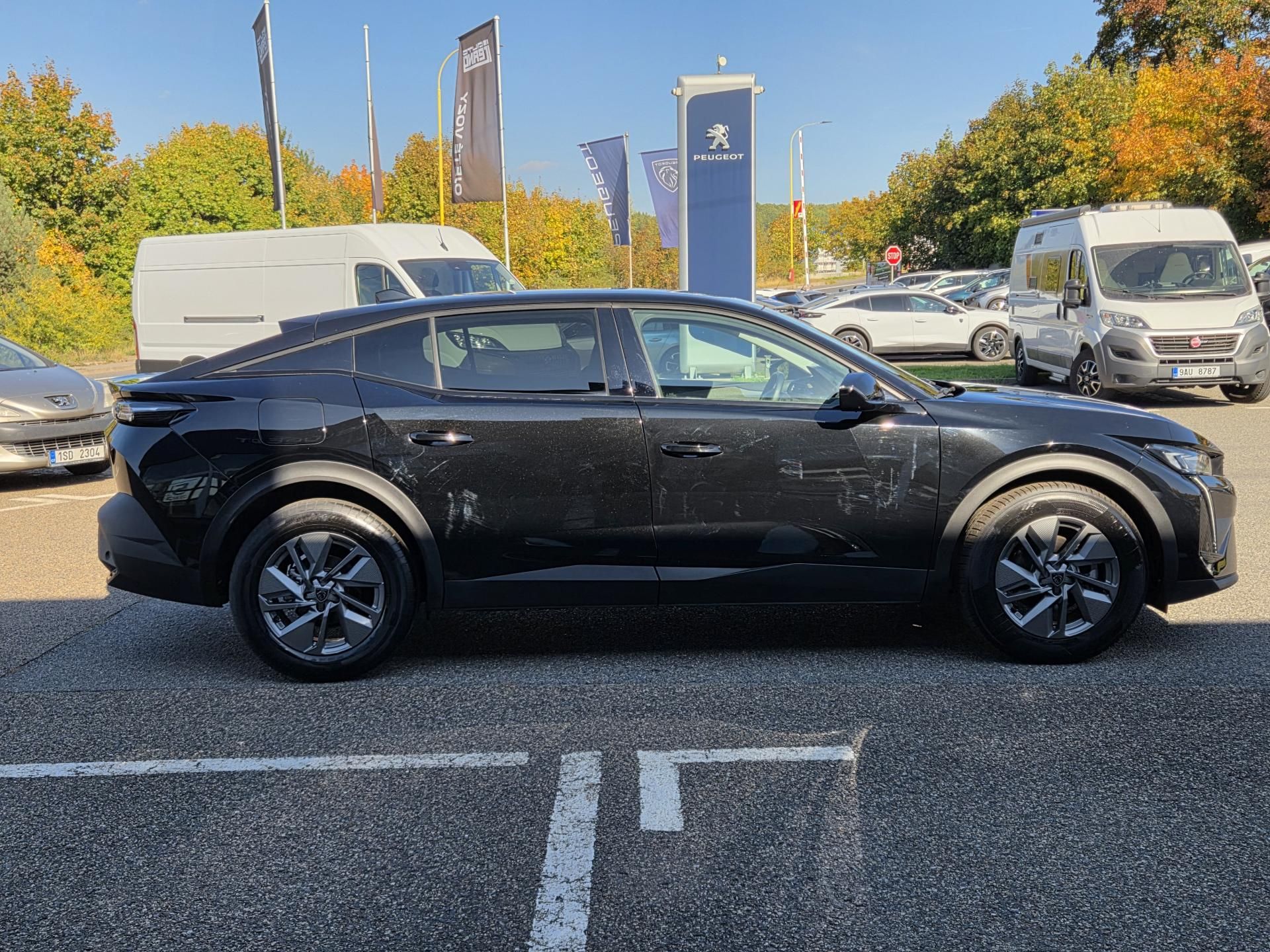 Peugeot 408, Hybrid e-DCS 145 ALLURE EAT6 - fotka 6