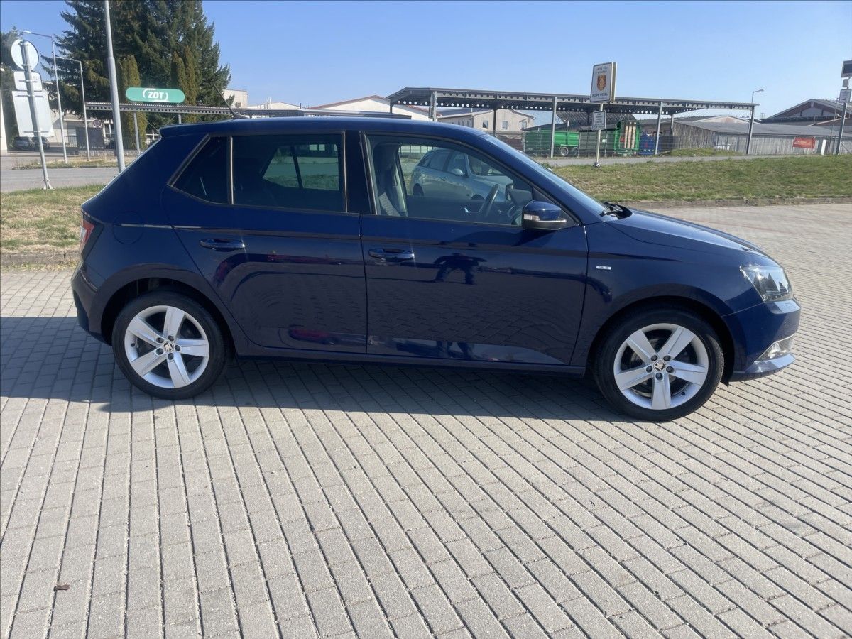 Škoda Fabia, 1,0 TSi 70kw DRIVE GPS LED Kli - fotka 5