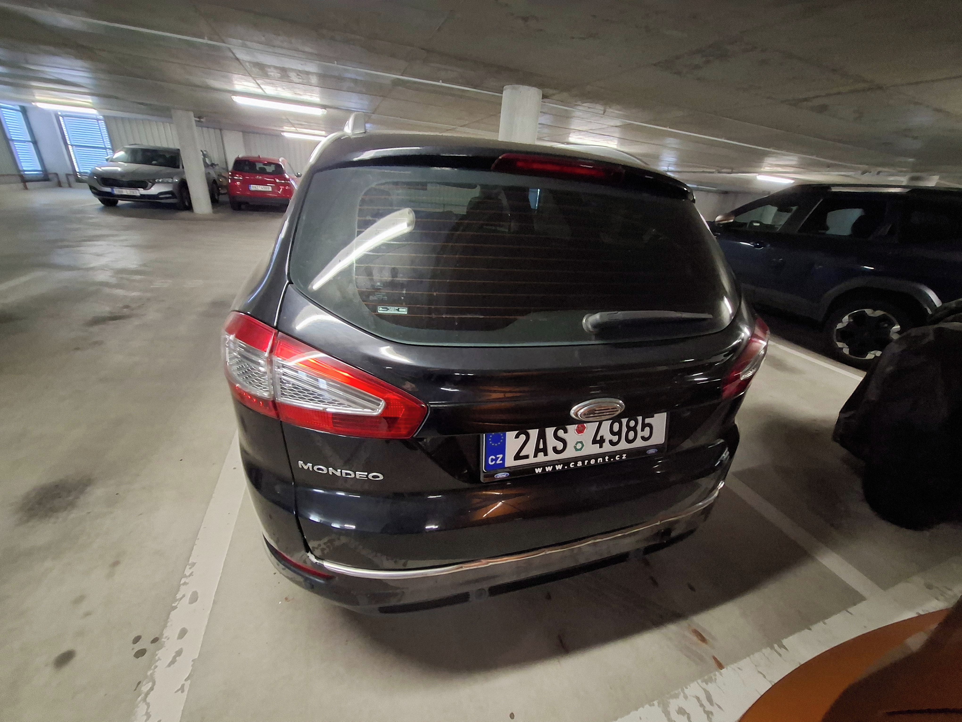 Ford Mondeo - fotka 4
