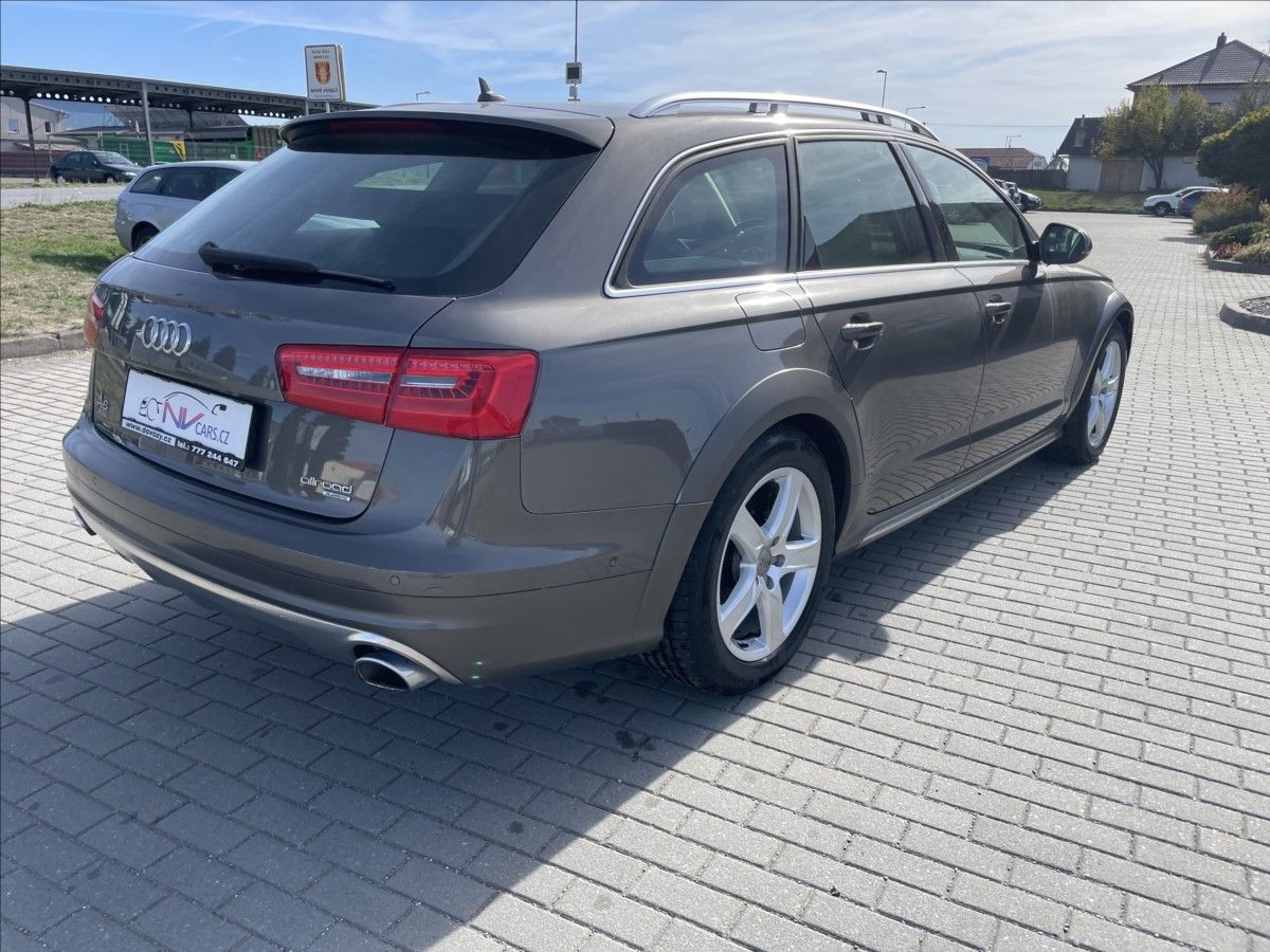 Audi A6 allroad, 3,0 TDi 180kw Quattro Matrix P - fotka 4