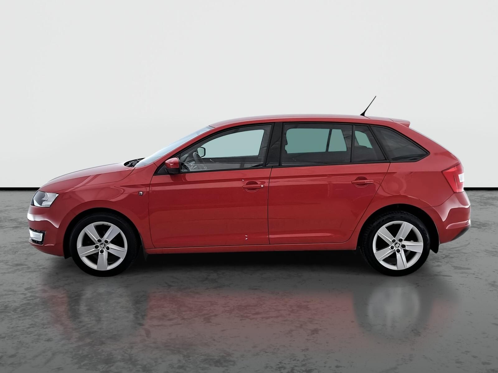 Škoda Rapid, 1.2 TSI, ČR,1.maj - fotka 3