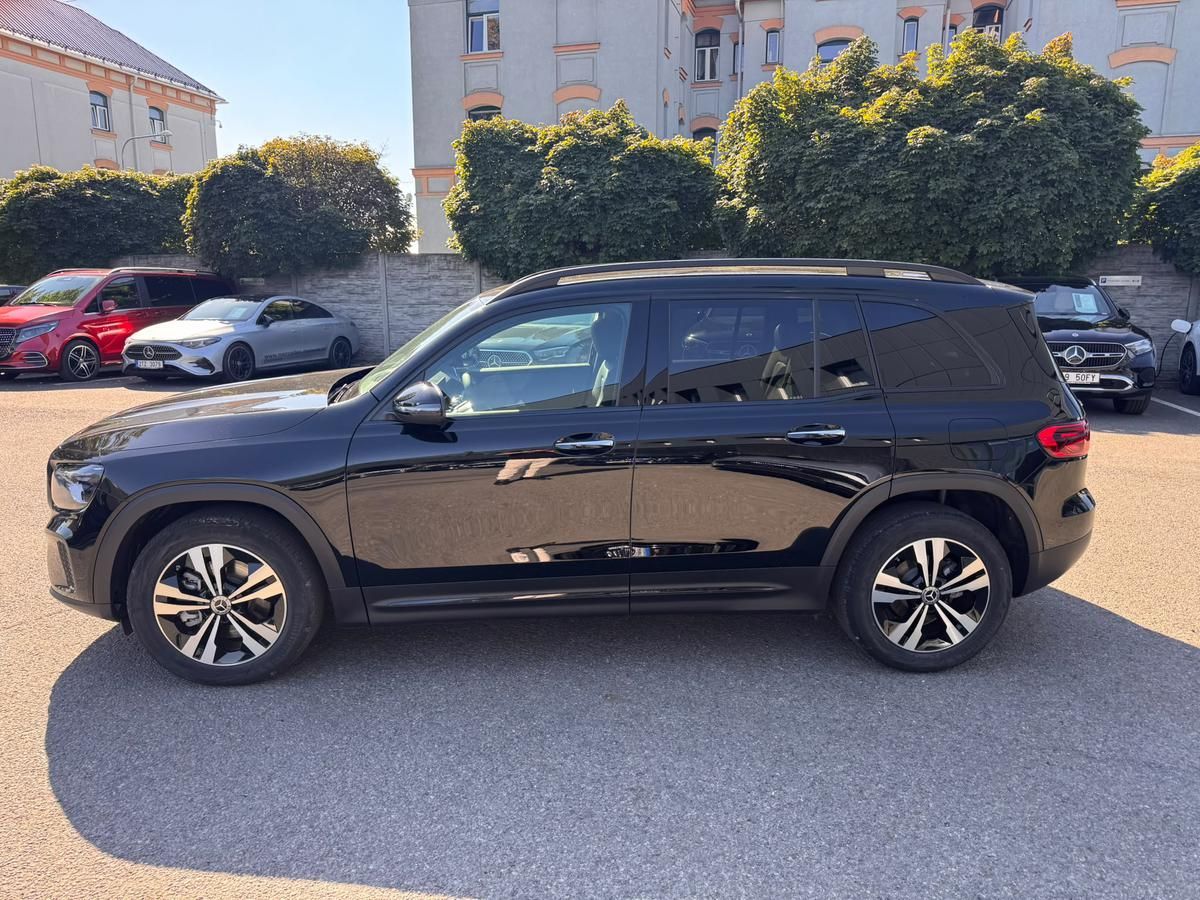 Mercedes-Benz GLB, 200 d 4MATIC - fotka 4