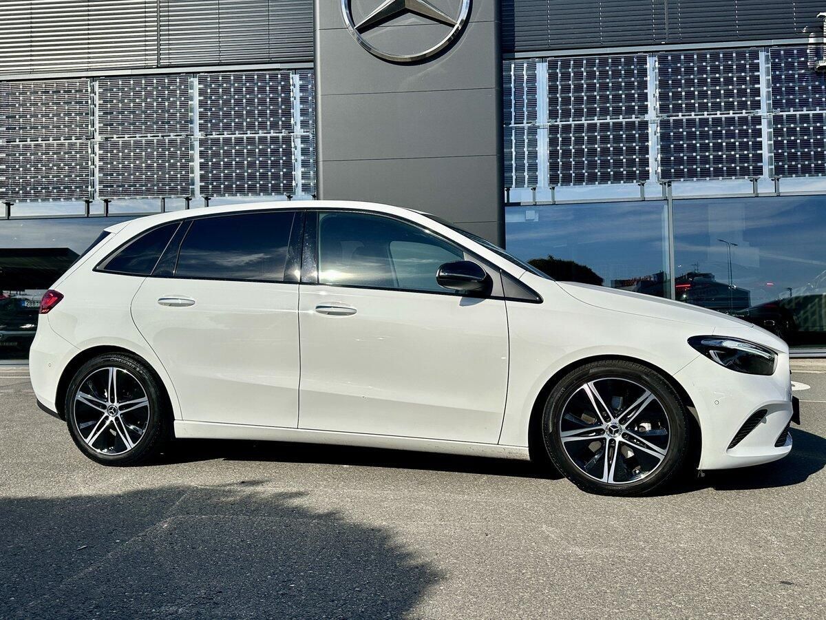 Mercedes-Benz Třídy B, 200d Progressive Advance Plus - fotka 2
