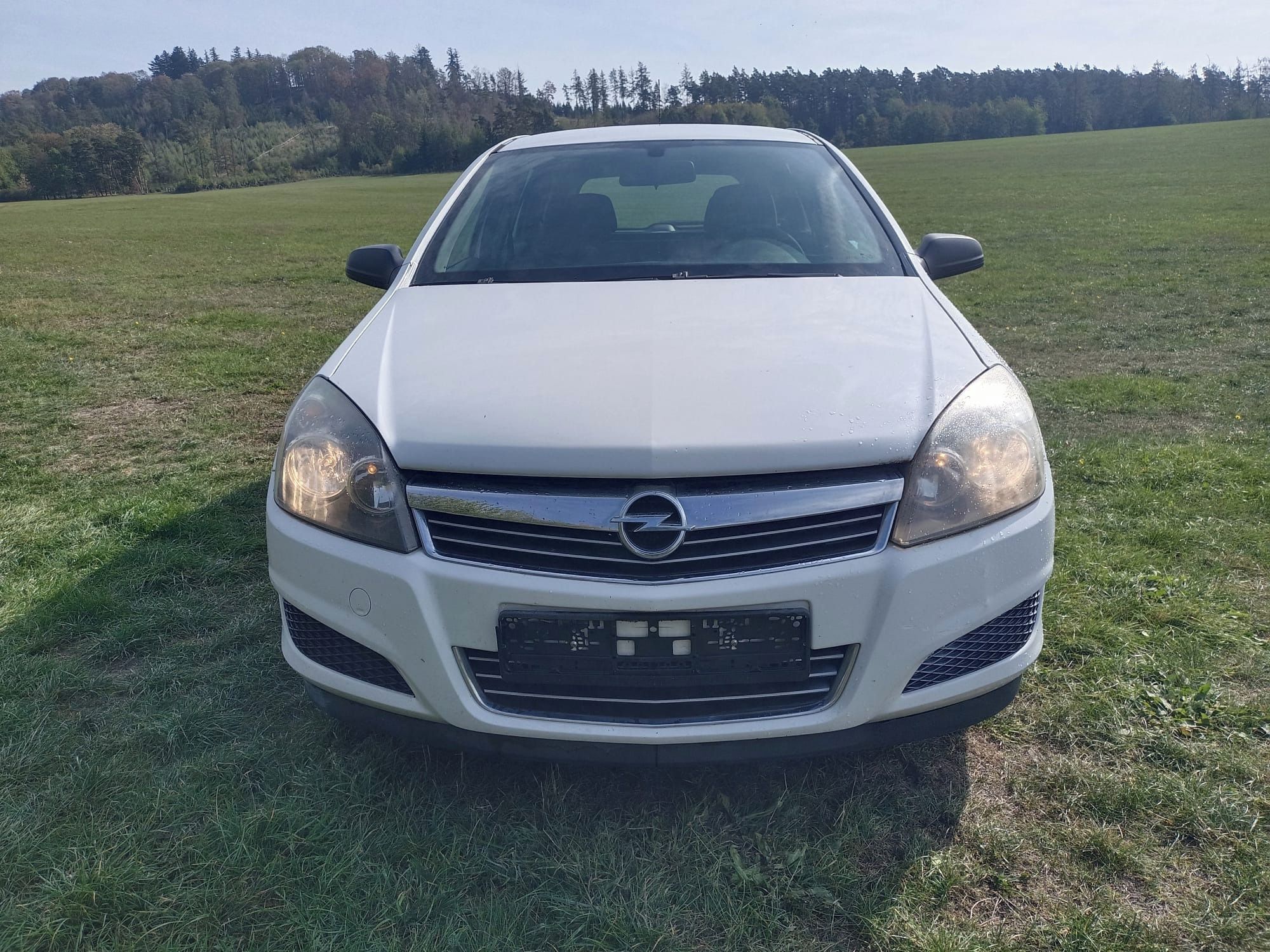 Opel Astra, H 1.4 66Kw RV.2009 - NOVÁ STK - fotka 2