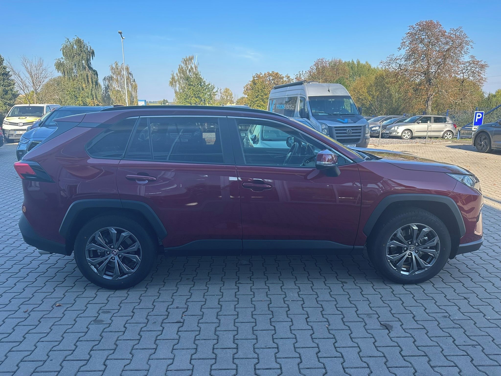 Toyota Rav4, 2,5 Hybrid 160kW 4x2  ZÁRUKA - fotka 5