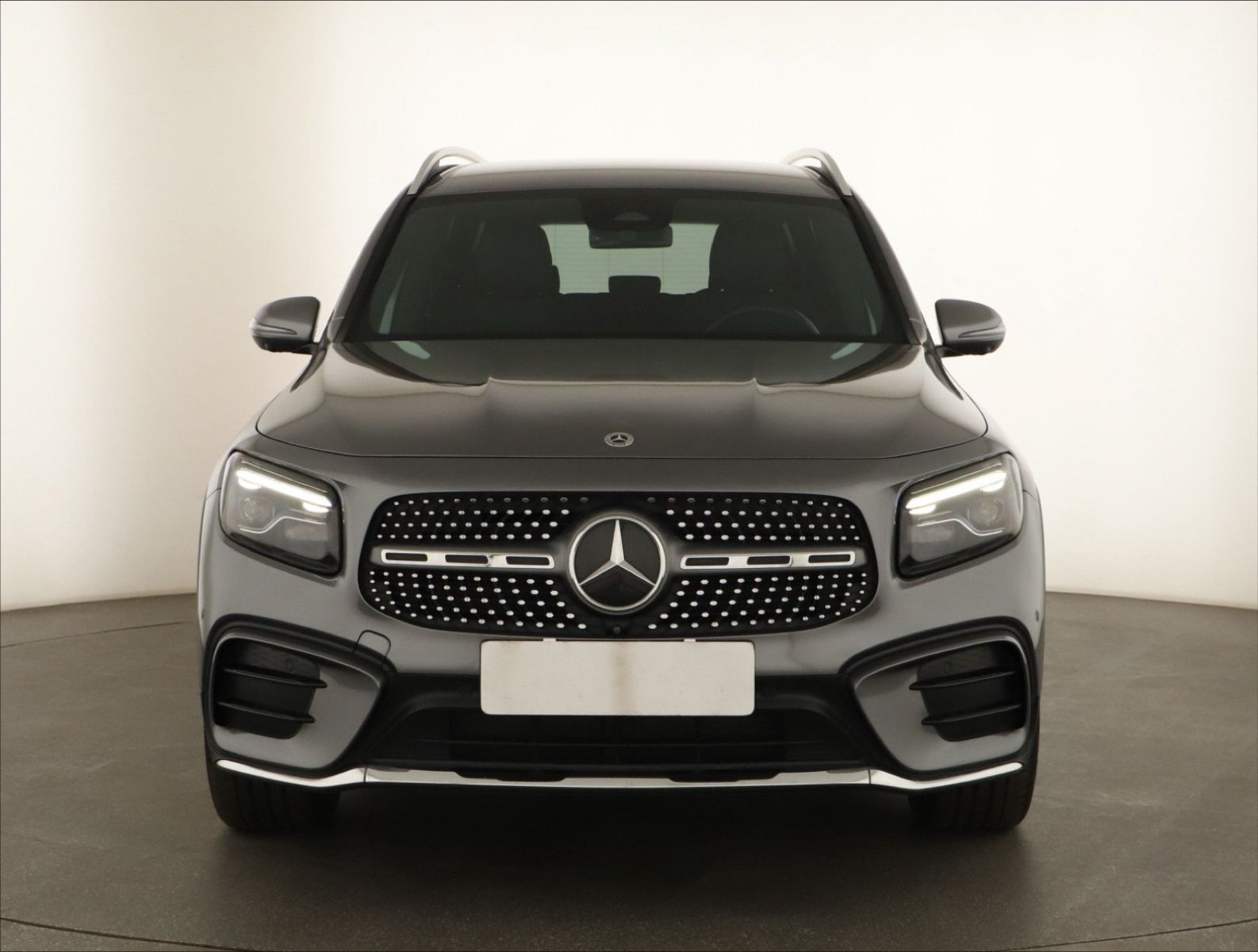 Mercedes-Benz GLB, GLB 200 d 4MATIC, AMG line - fotka 2