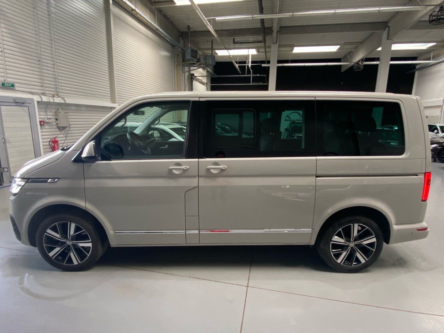 Volkswagen Multivan, 2.0TD1 150KW 4x4  Highline - fotka 4