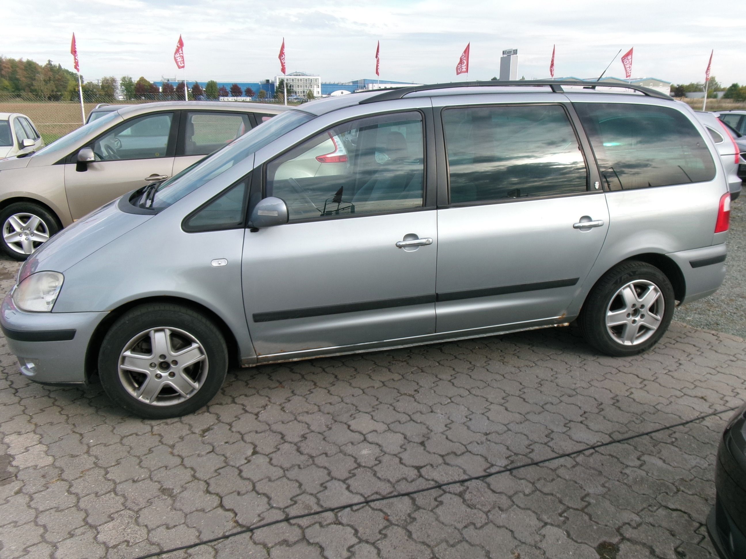 Ford Galaxy, 1.9TDi GHIA,2x kola - fotka 4