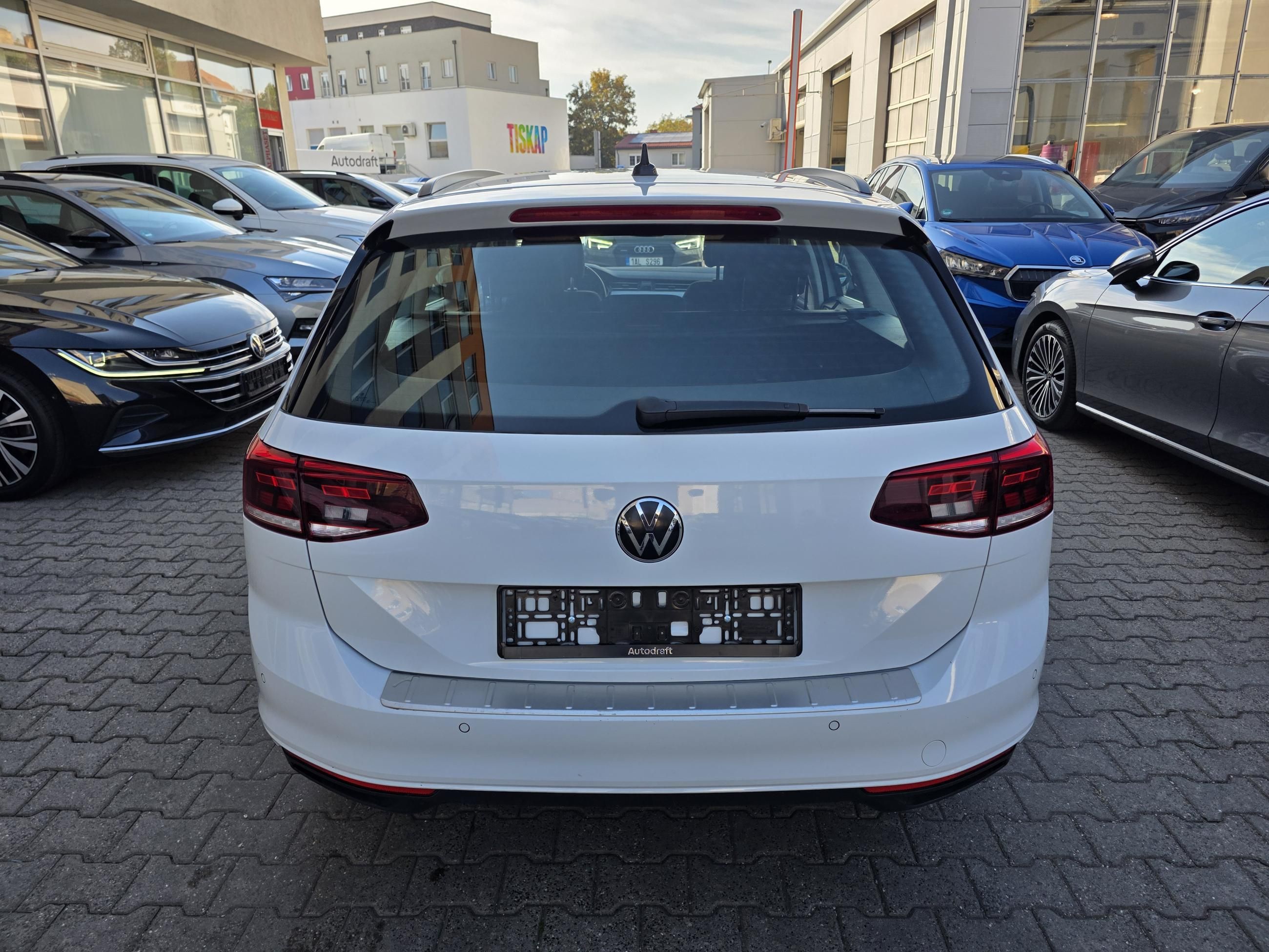Volkswagen Passat Variant, 2.0 TDI 110kW DSG / Tažné - fotka 5