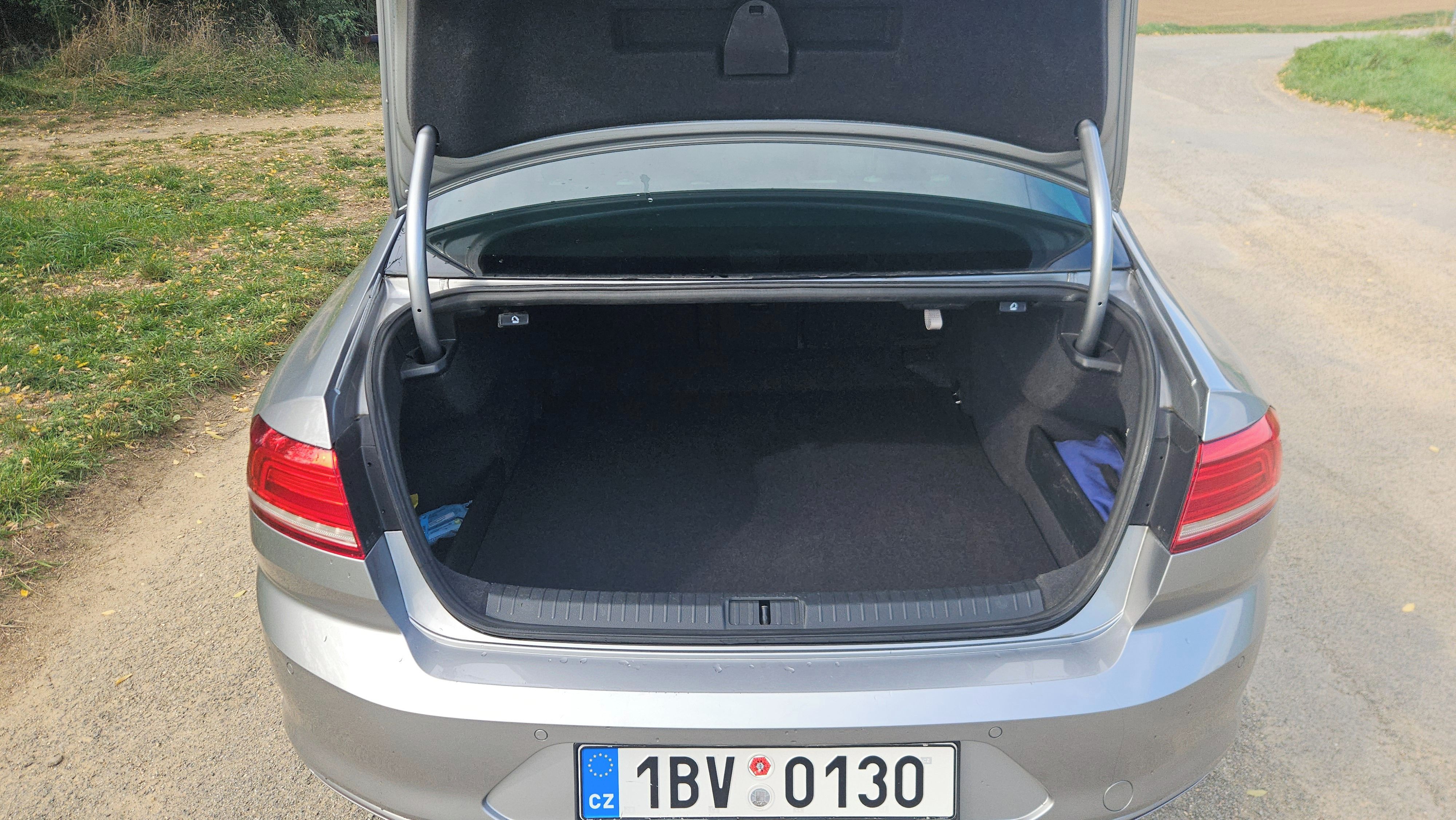 Volkswagen Passat - fotka 6