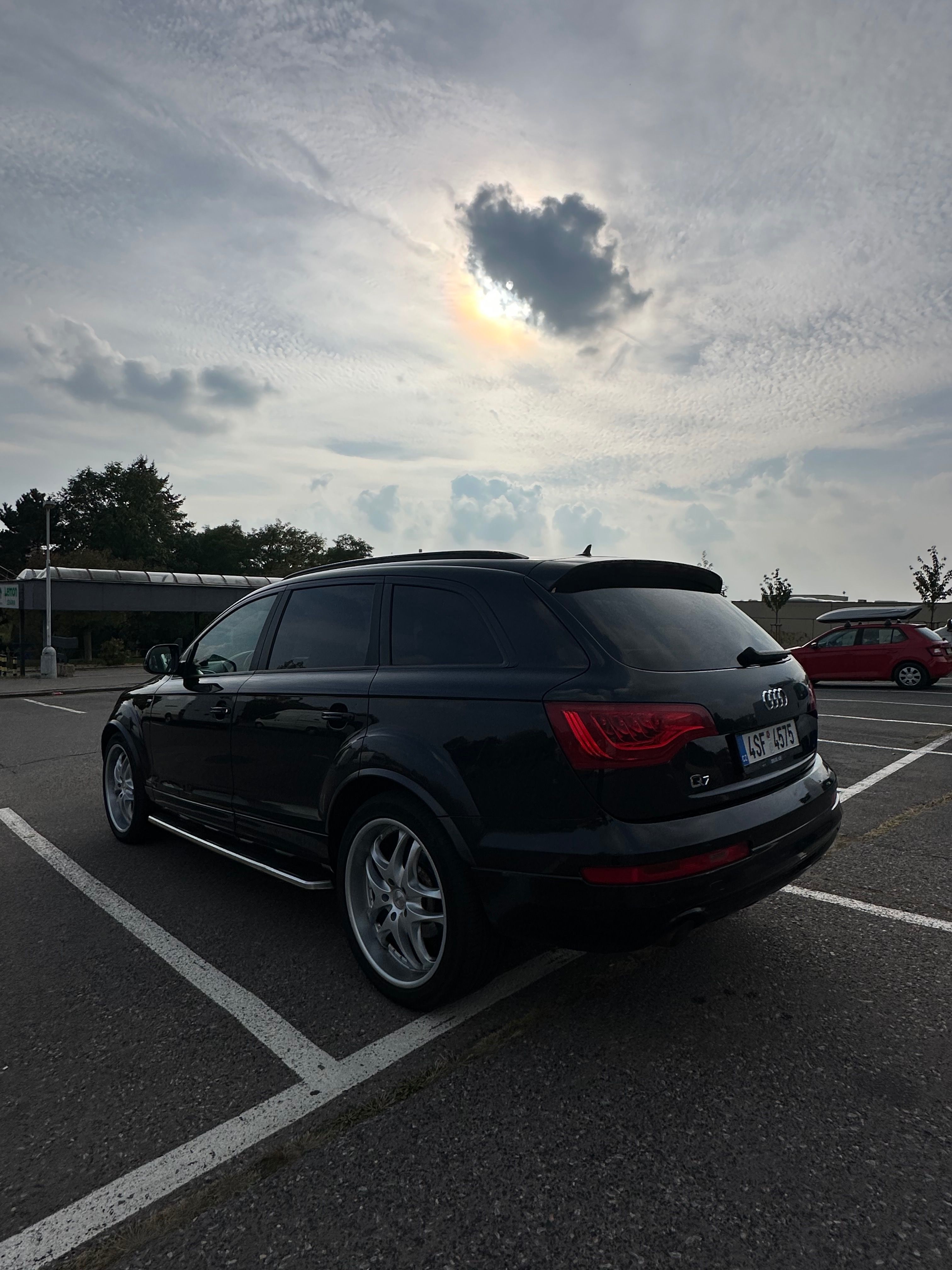 Audi Q7, 3.0 TDI. 180 kW 4*4 - fotka 5