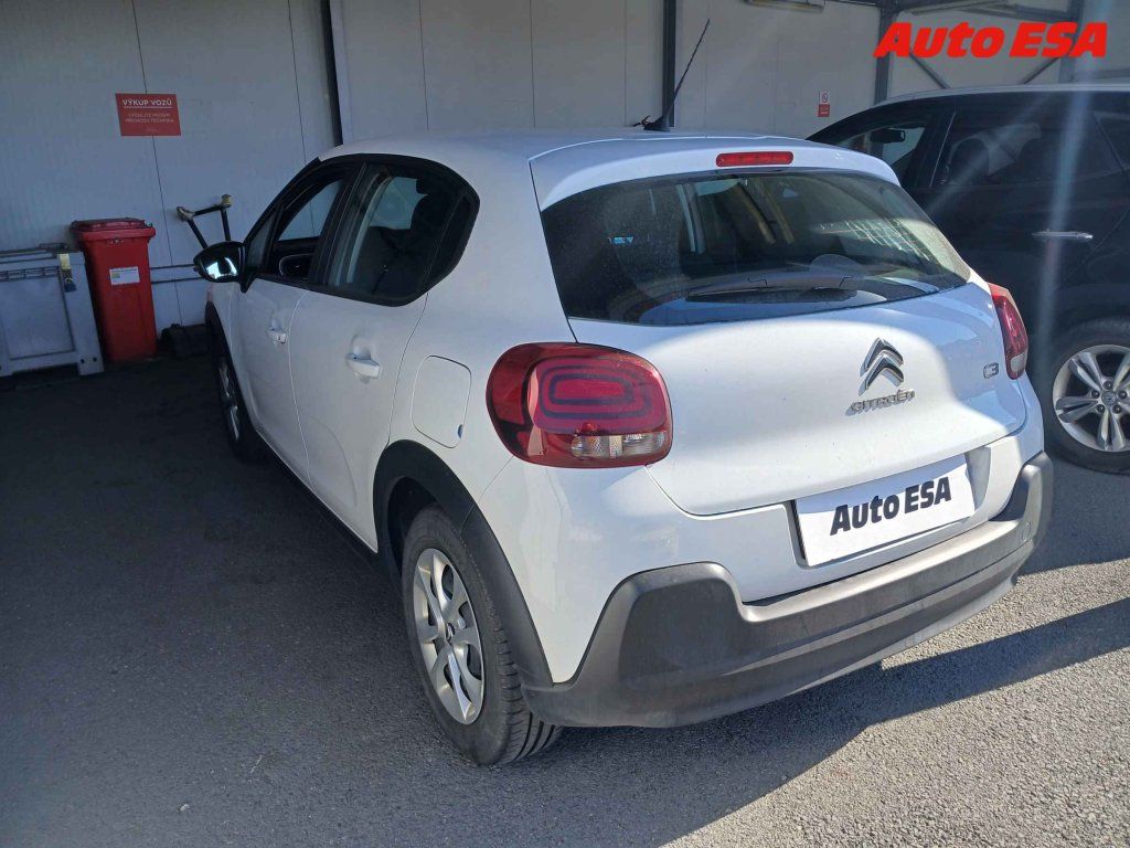 Citroën C3, 1.2 PT,1.maj,ČR - fotka 2