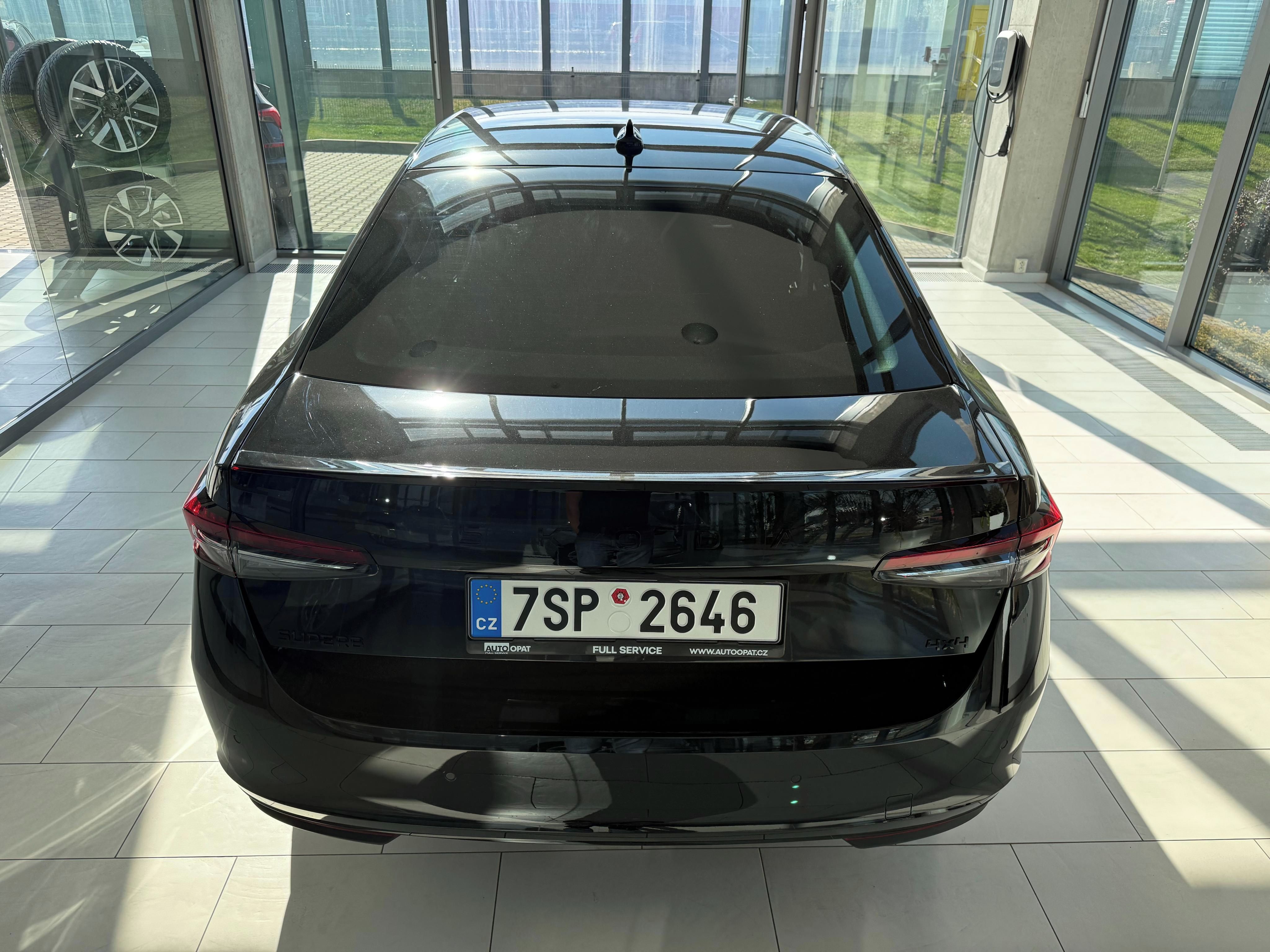Škoda Superb, 2,0 TDI 142 kW 4x4 - fotka 6