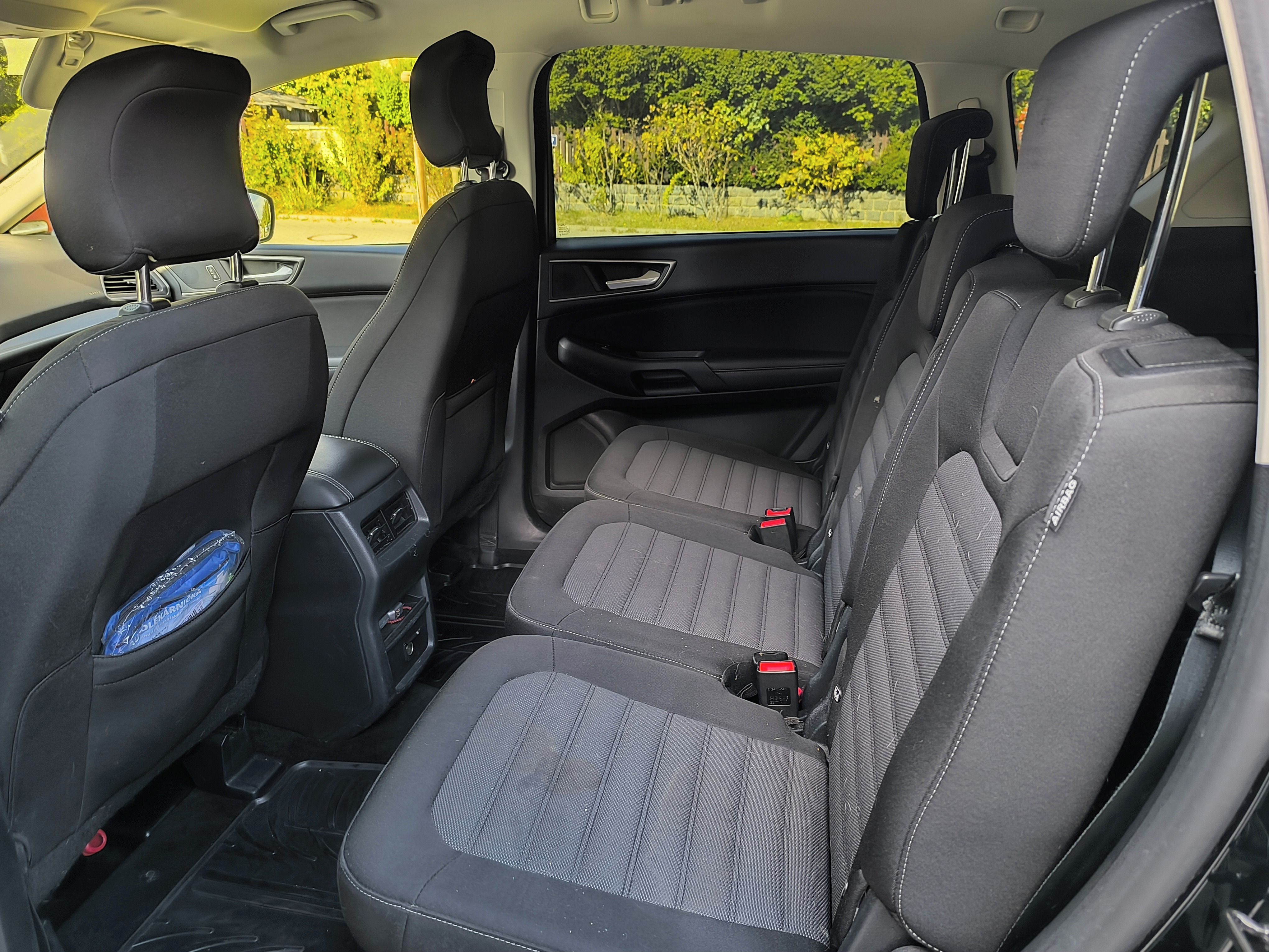 Ford S-MAX, 1,5 Eco Boost 121 kW - 7 míst - fotka 6