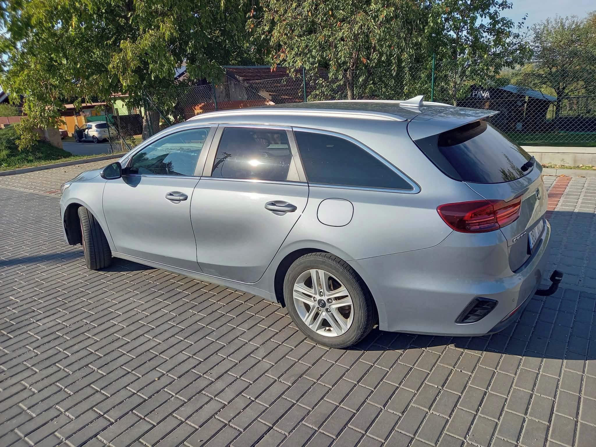 Kia Cee´d - fotka 2