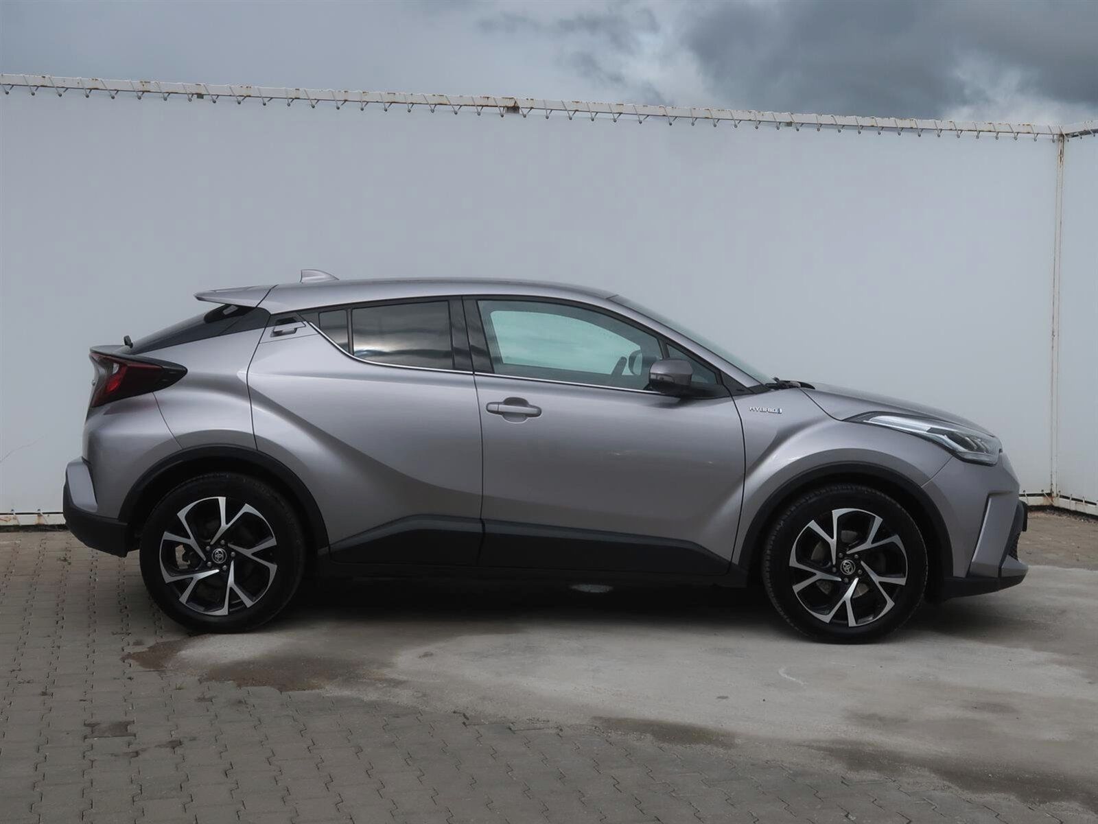 Toyota C-HR, 1.8 Hybrid, Automat - fotka 6