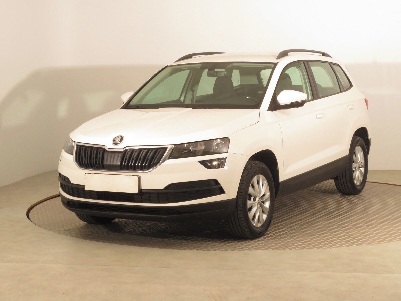 Škoda Karoq, 1.6 TDI, Ambition, Navi - fotka 2