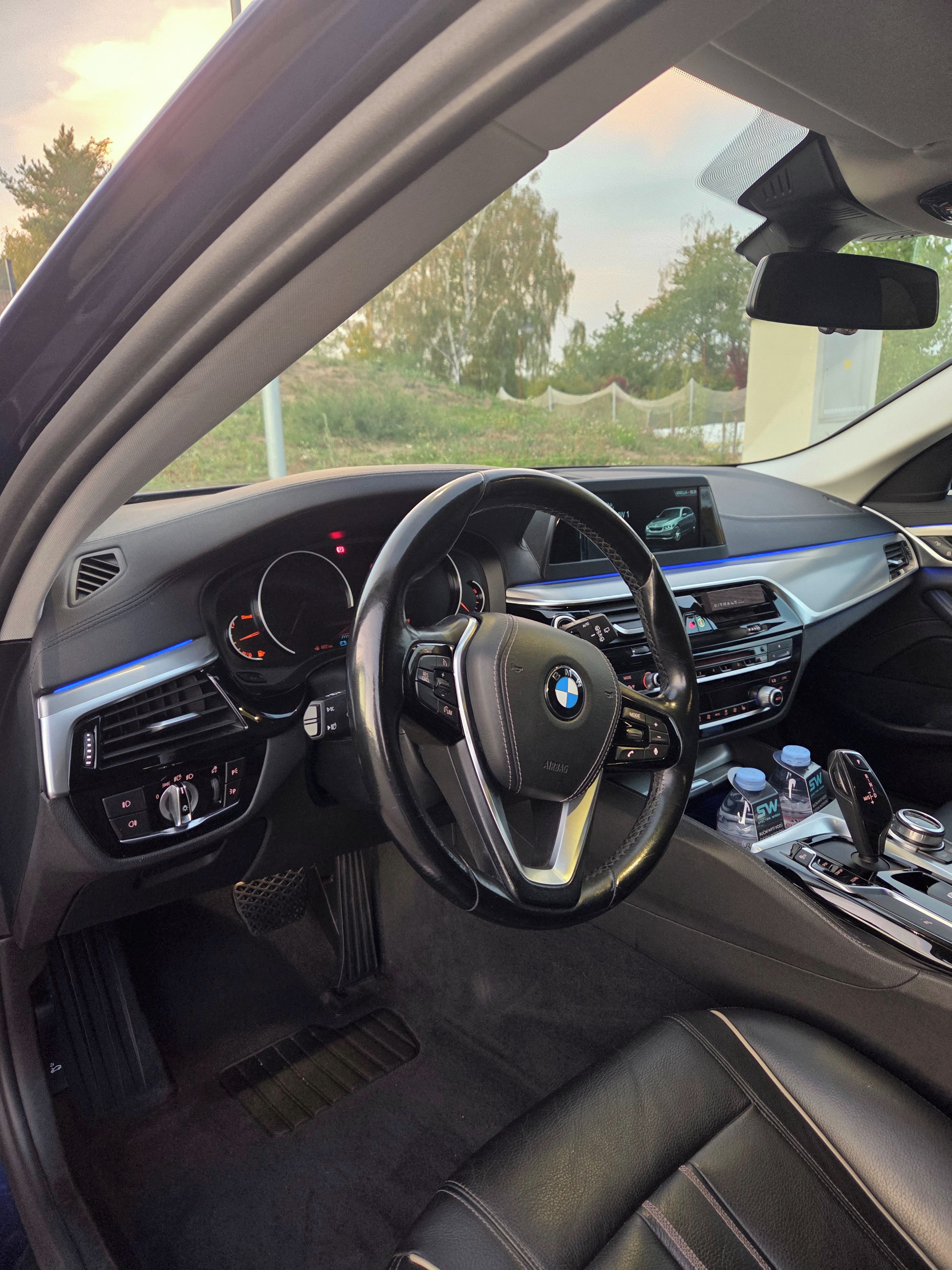 BMW Řada 5, 520d Xdrive Touring - fotka 6