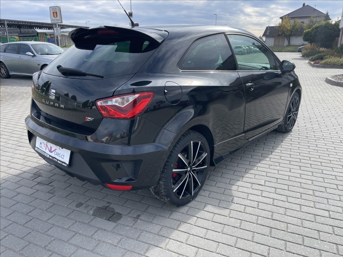 Seat Ibiza, 1,4 TSI FR 135kw Automat DPH - fotka 4