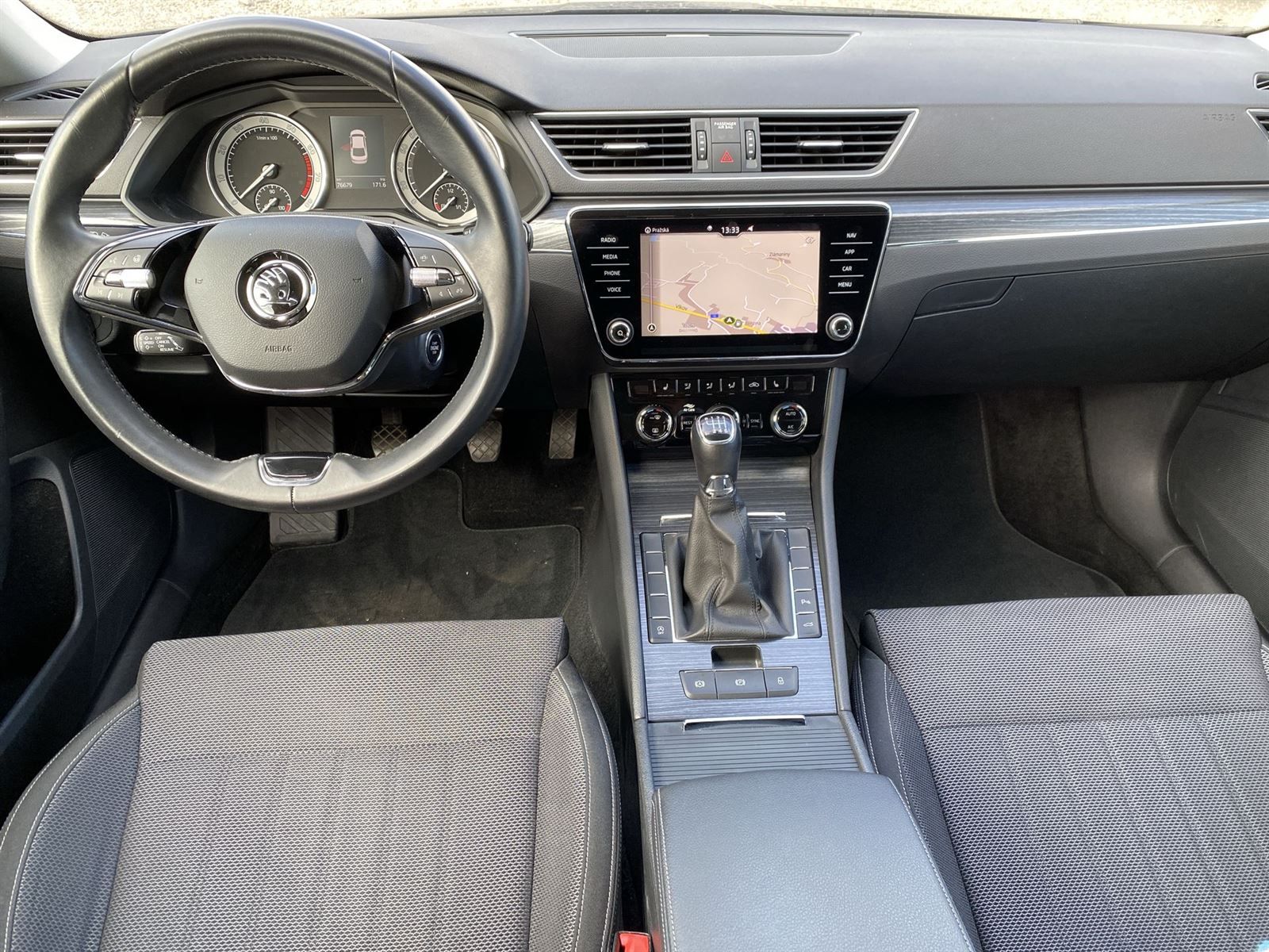 Škoda Superb, 1.5 TSI Style - fotka 5