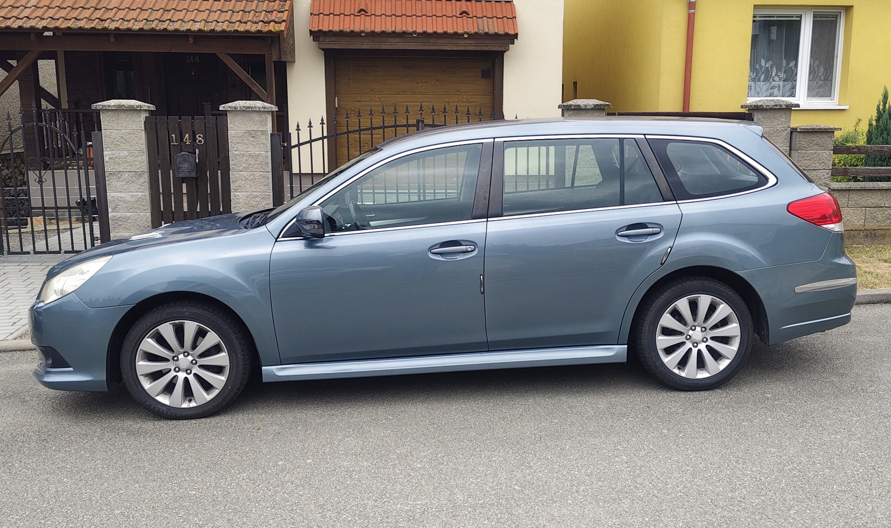 Subaru Legacy, SUBARU Legacy 4x4 - 2.0TDi kom - fotka 5