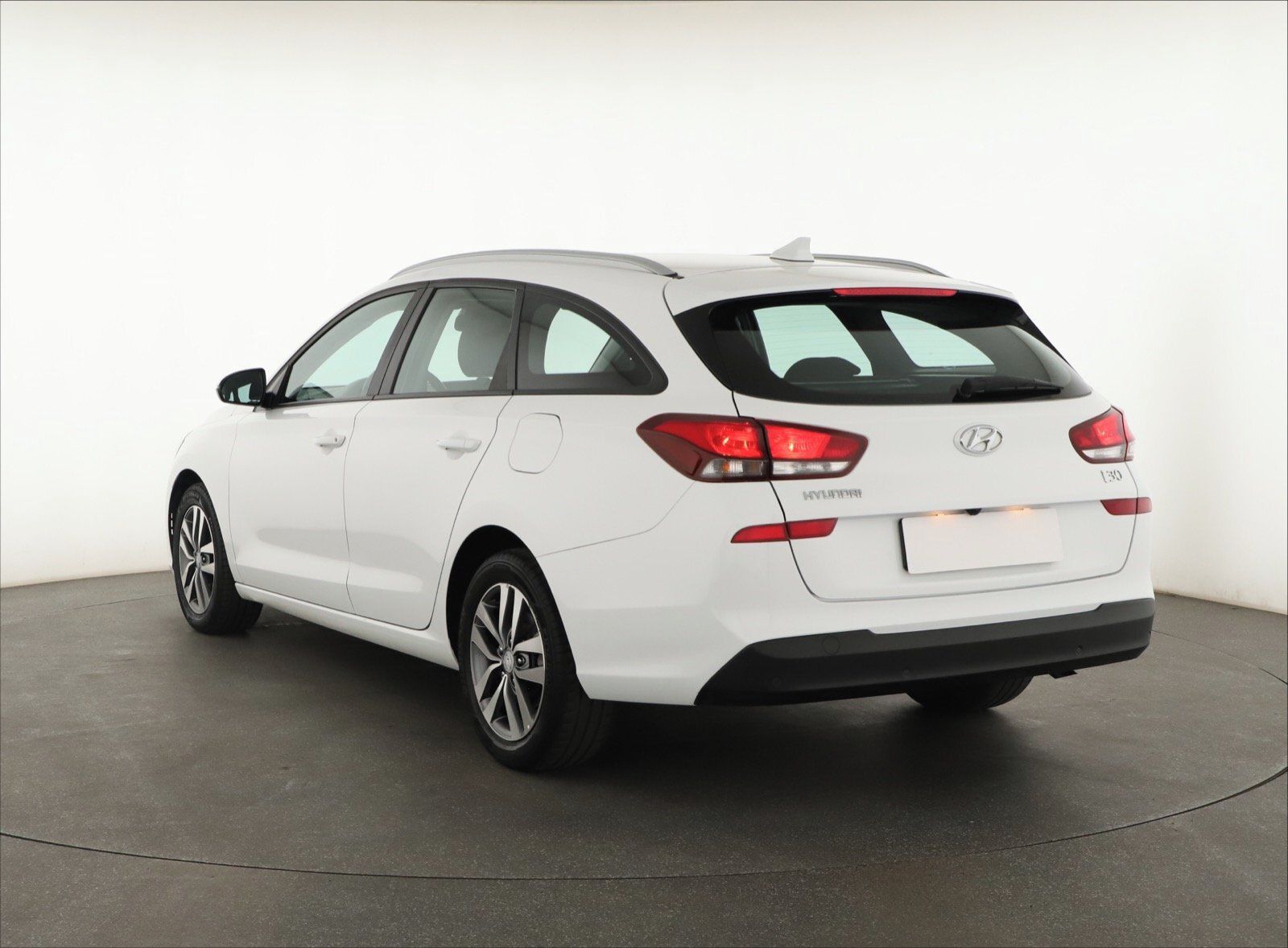 Hyundai i30, 1.0 T-GDI, Comfort, ČR,1.maj - fotka 4