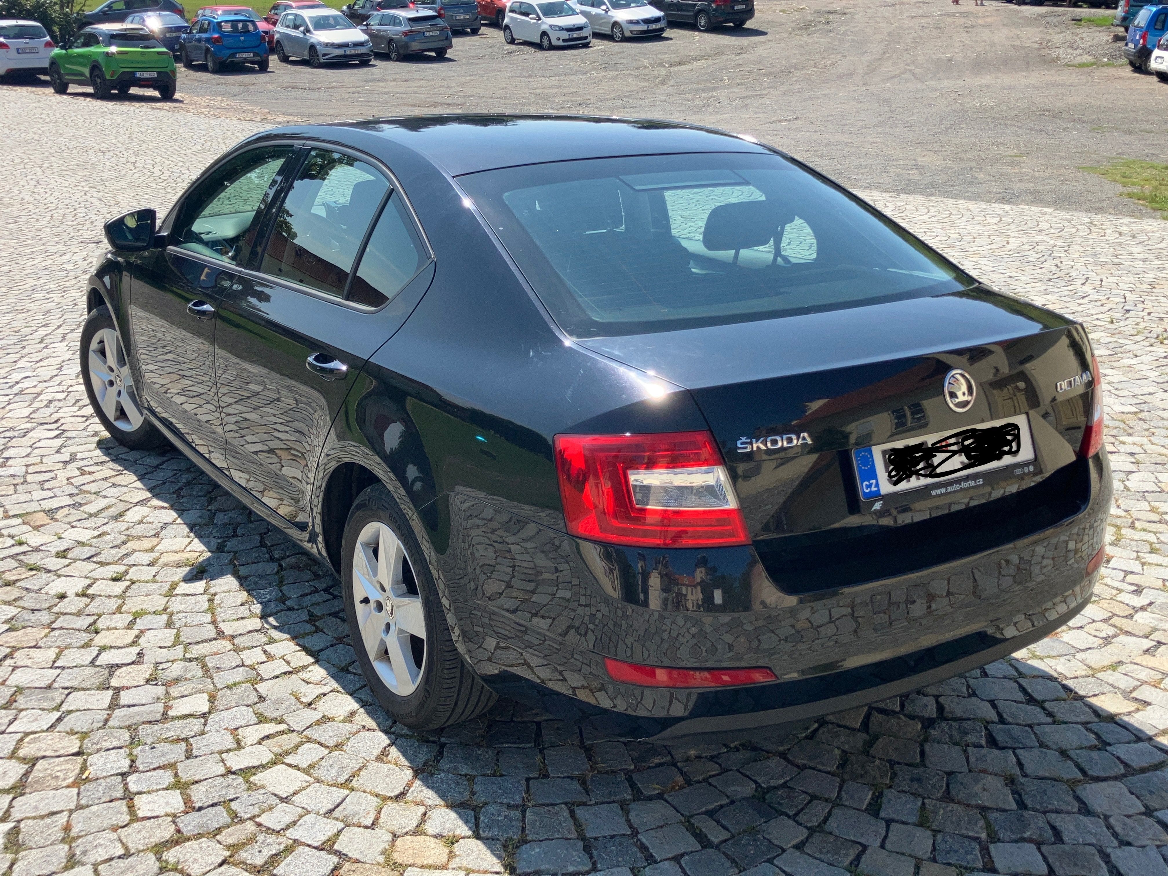 Škoda Octavia, 1.6 TDI 81 kW - fotka 2