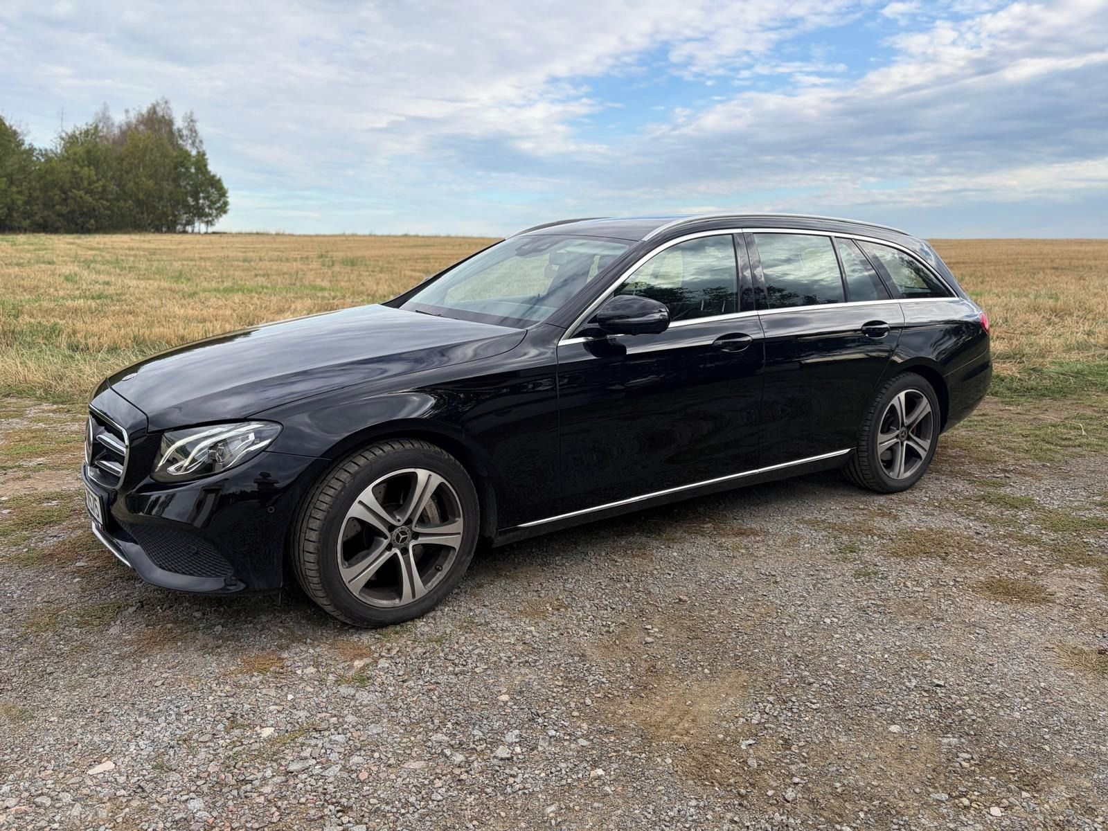 Mercedes-Benz Třídy E, d 4MATIC T-Modell - fotka 3