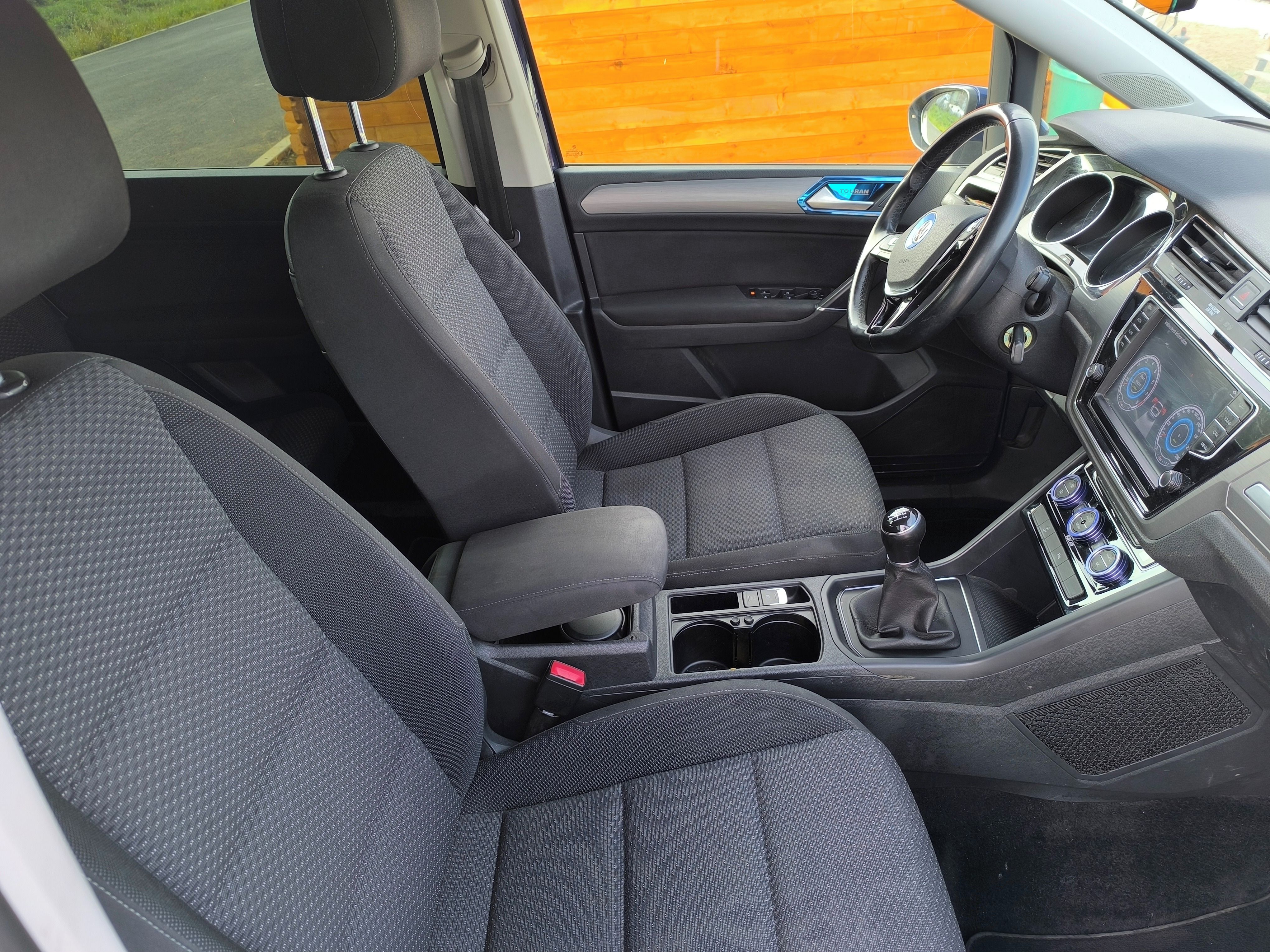 Volkswagen Touran, Touran 7míst, - fotka 2