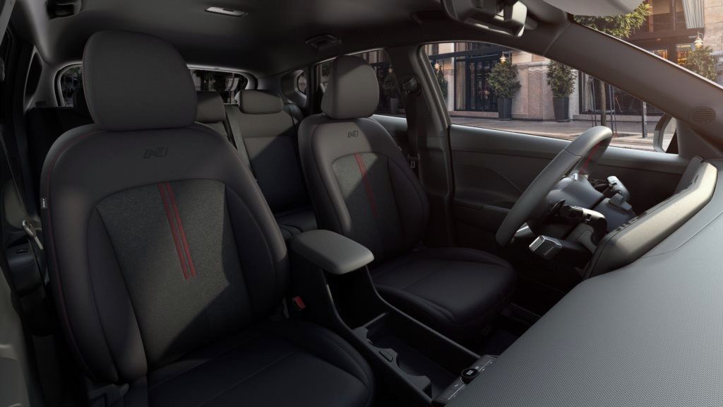 Hyundai Kona, 27 1,6 T-GDI DCT 132 kW N LINE - fotka 5