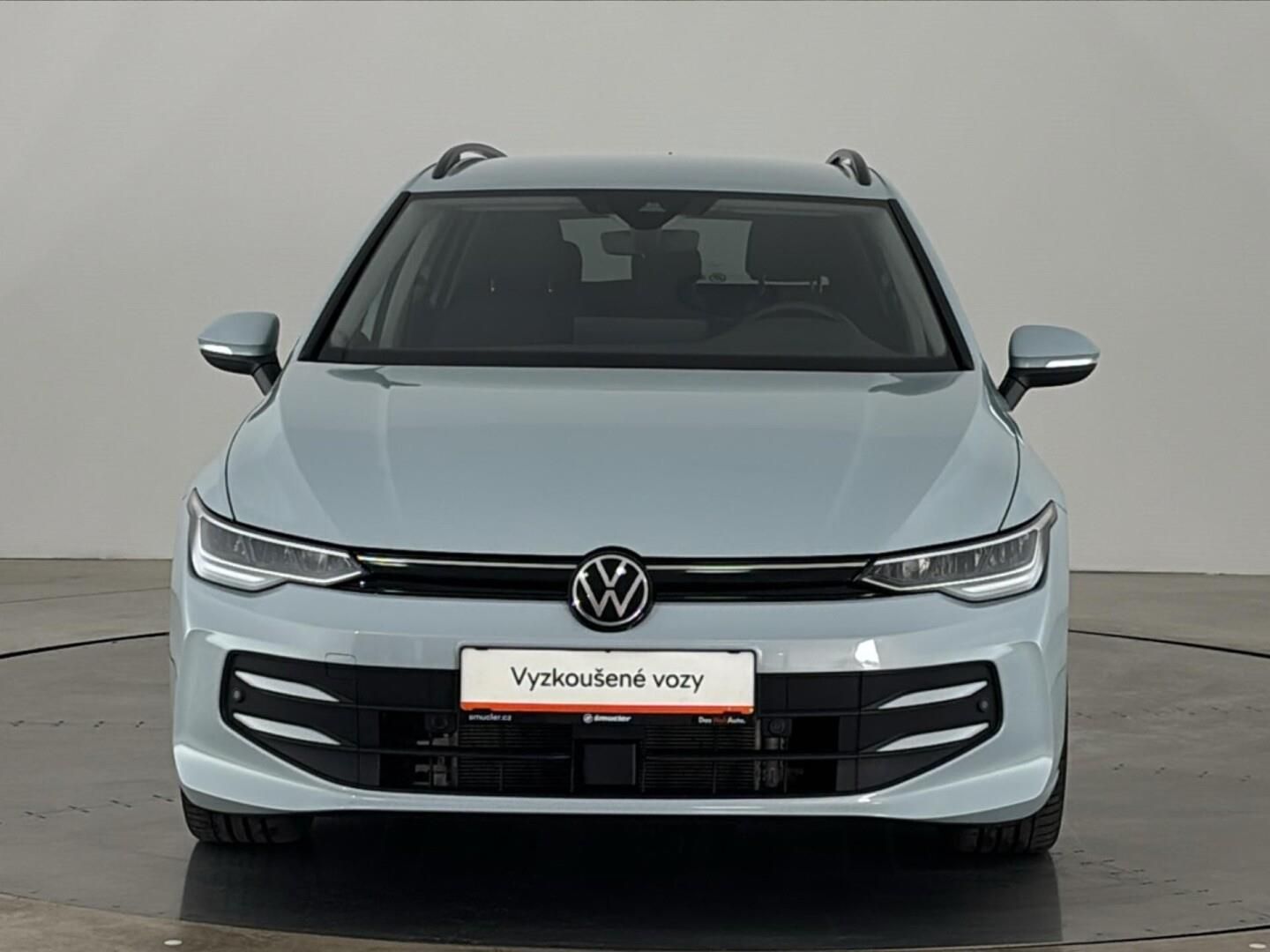 Volkswagen Golf, 1.5 eTSi / 85 kW Life DSG - fotka 4