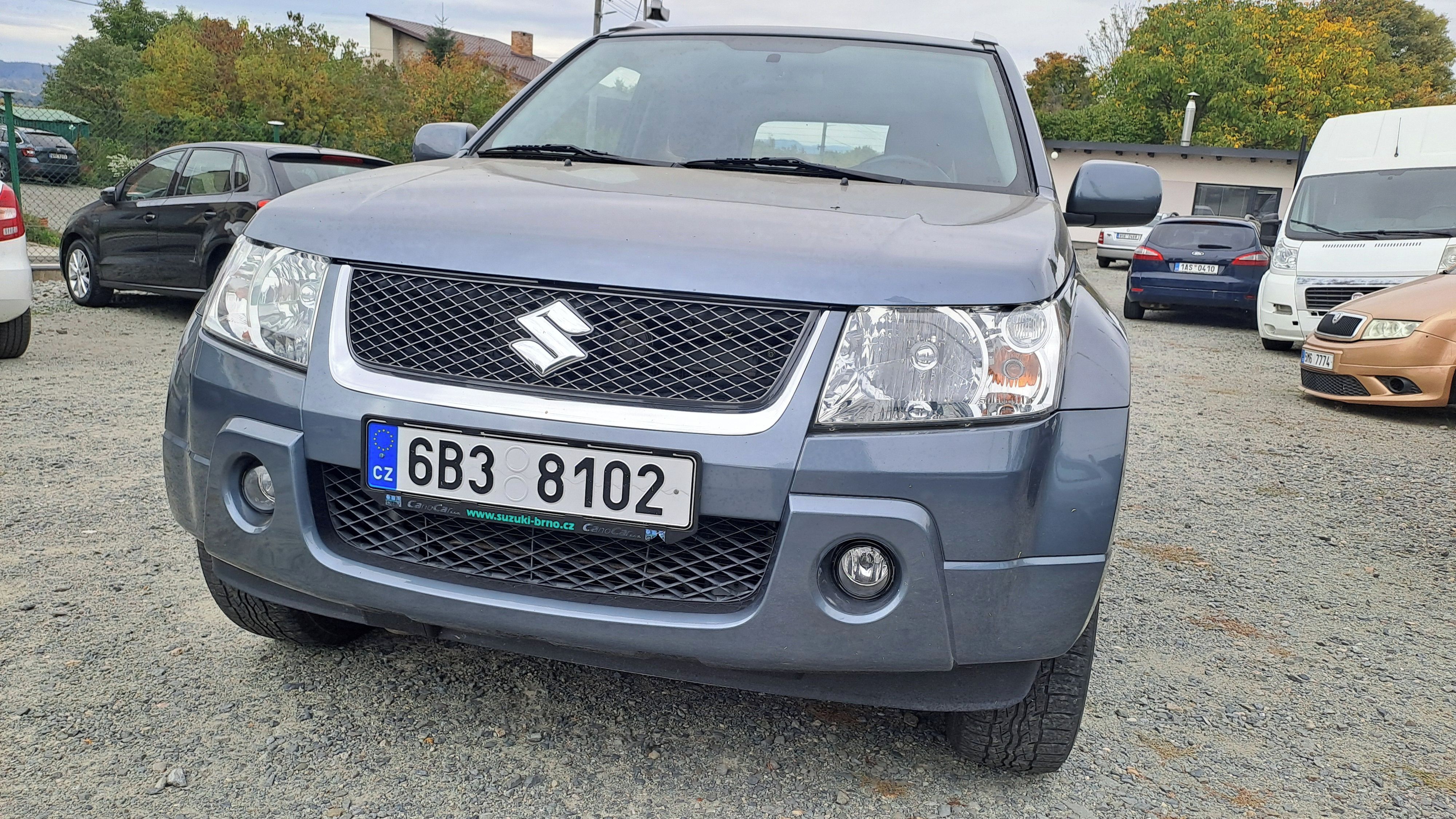 Suzuki Grand Vitara, 1,6 16V, 4X4 ČR,106294KM!!! - fotka 4