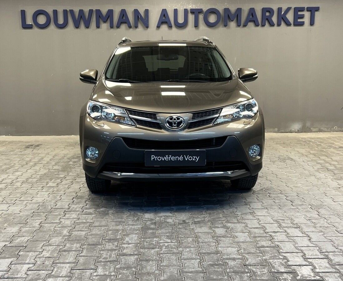 Toyota Rav4, 2.2 AT D-CAT  ACTIVE DESIGN SM - fotka 4