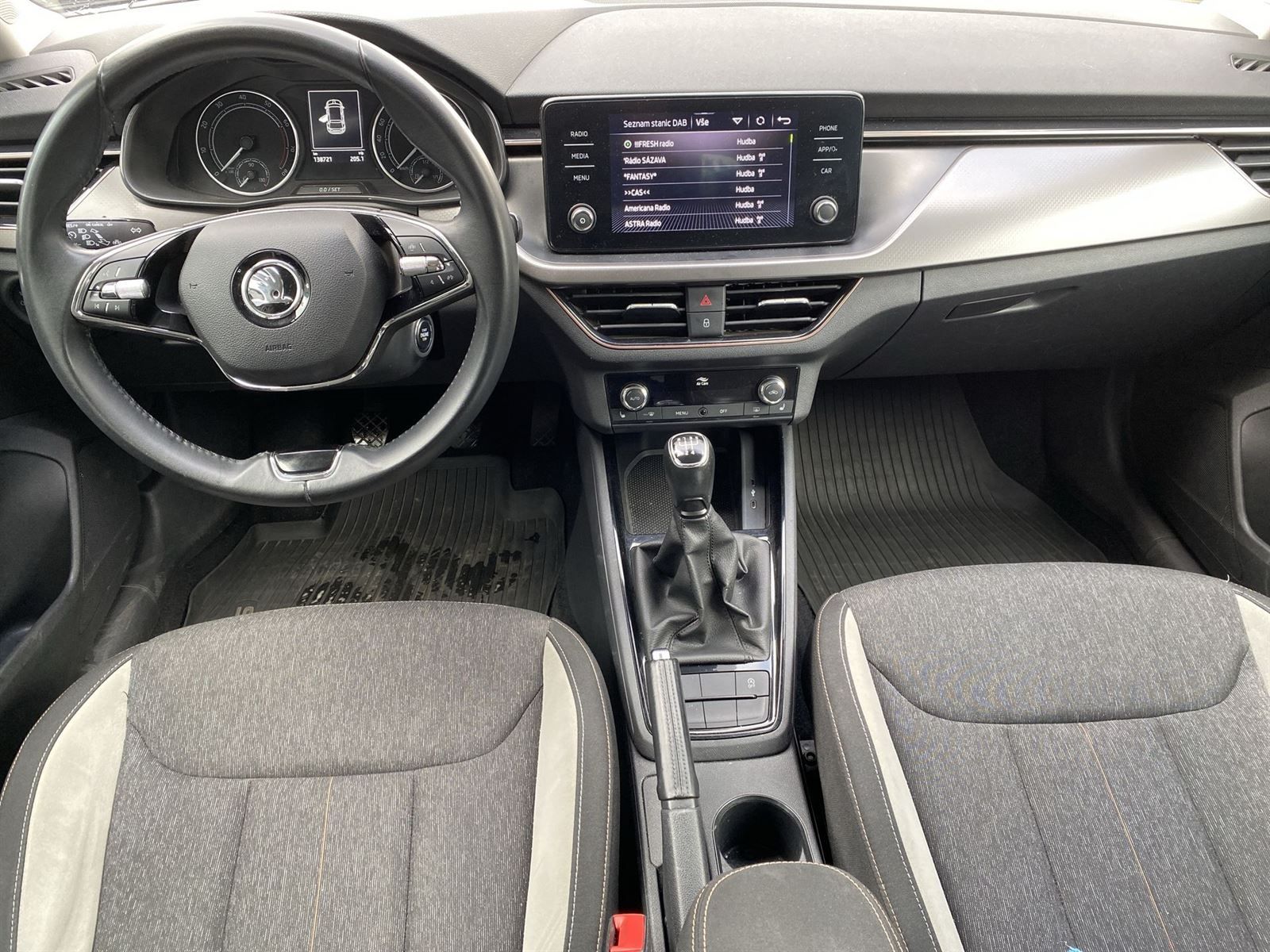 Škoda Scala, 1.0 TSI Style - fotka 5