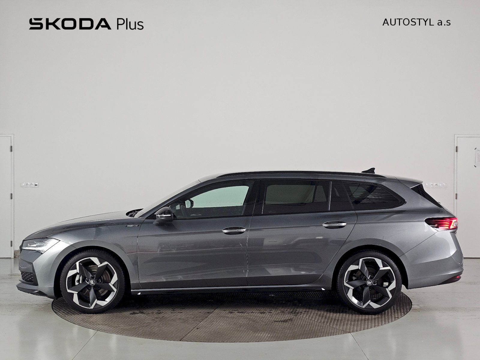 Škoda Superb, 2.0TDi 142kW 4x4 SPORTLINE WEB - fotka 3
